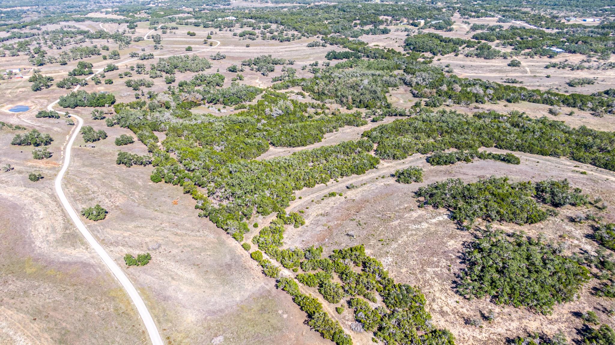 00 Fm 32 Dr Property Photo 18