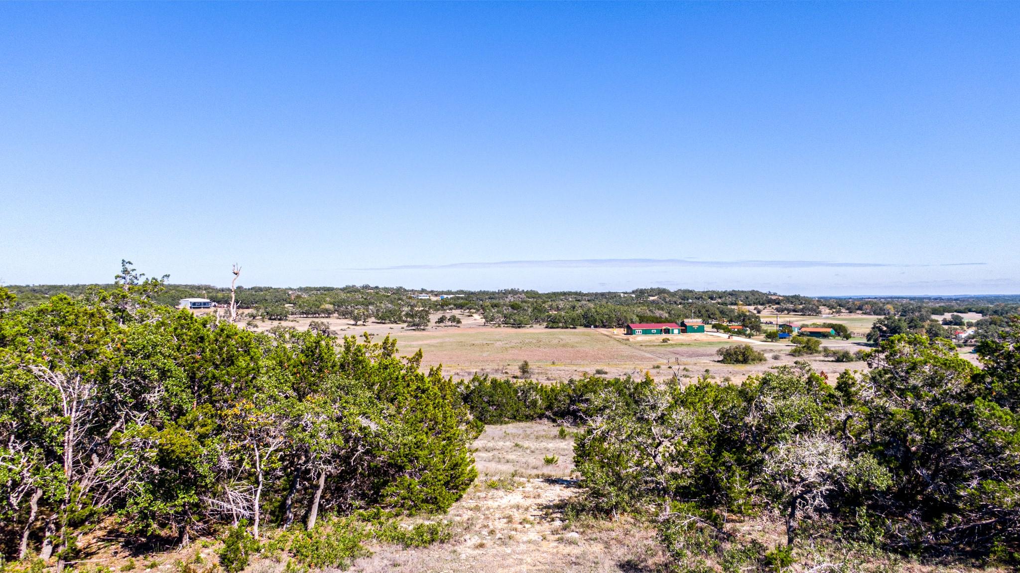 00 Fm 32 Dr Property Photo 29