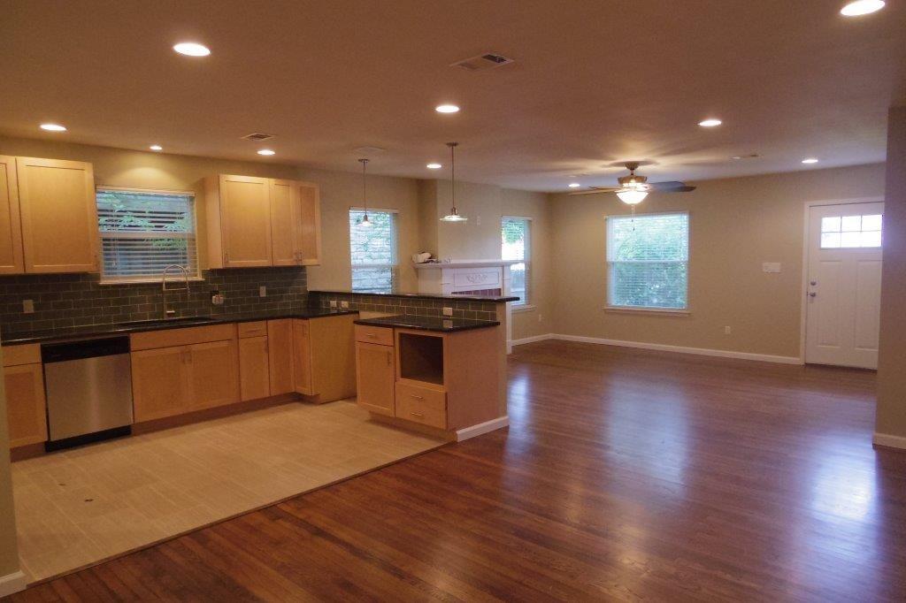 3504 Speedway A & B Property Photo 32