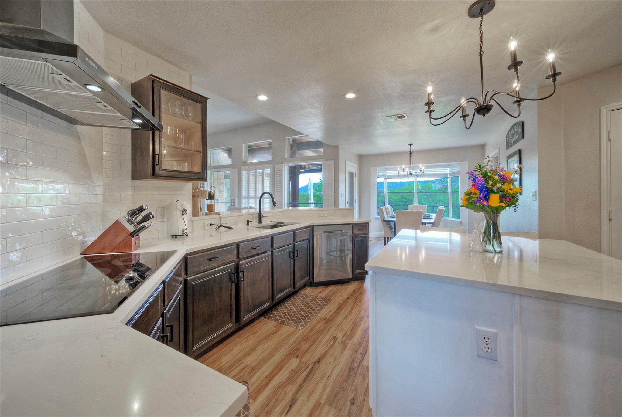511 Chaneys Xing Property Photo 12