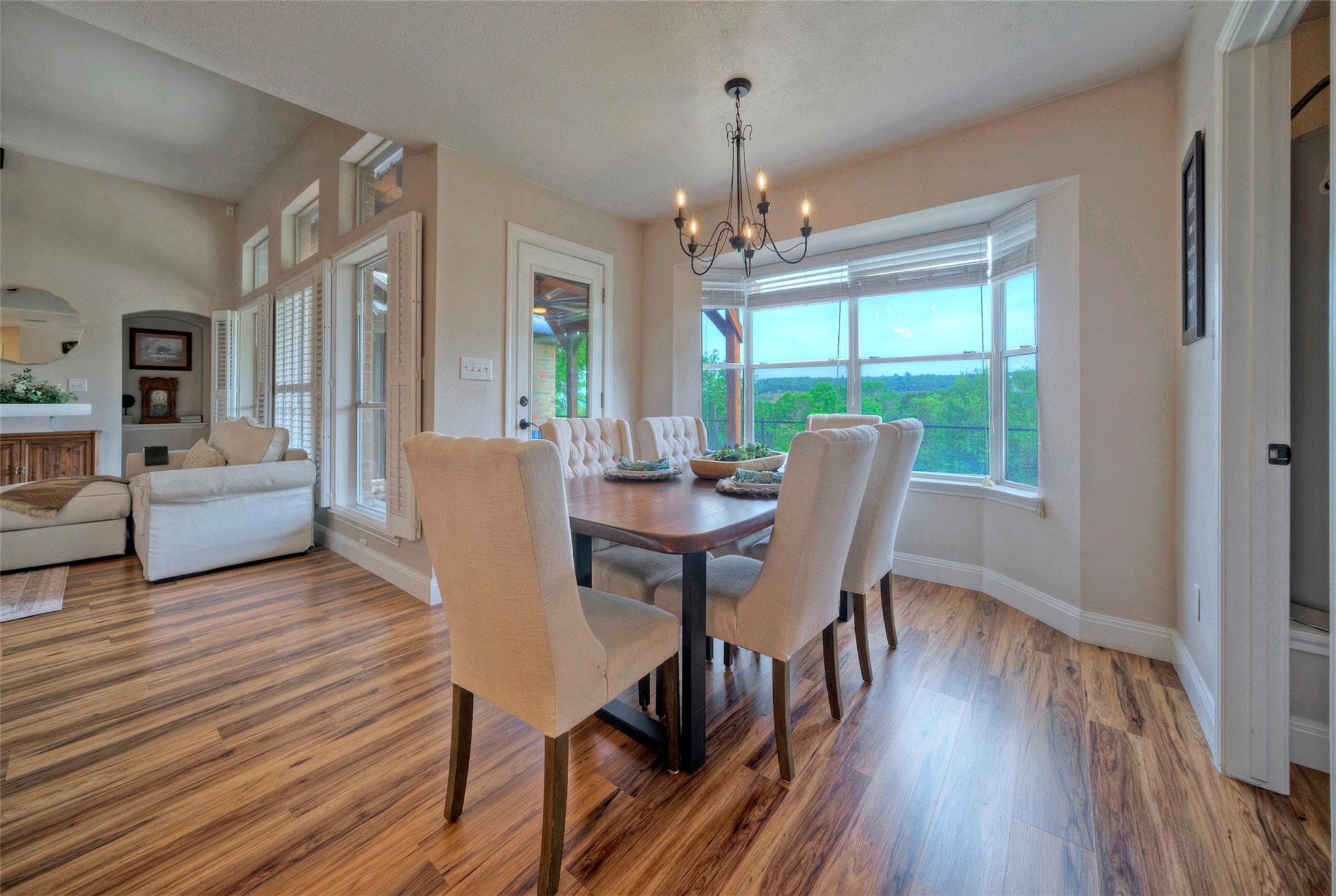 511 Chaneys Xing Property Photo 14