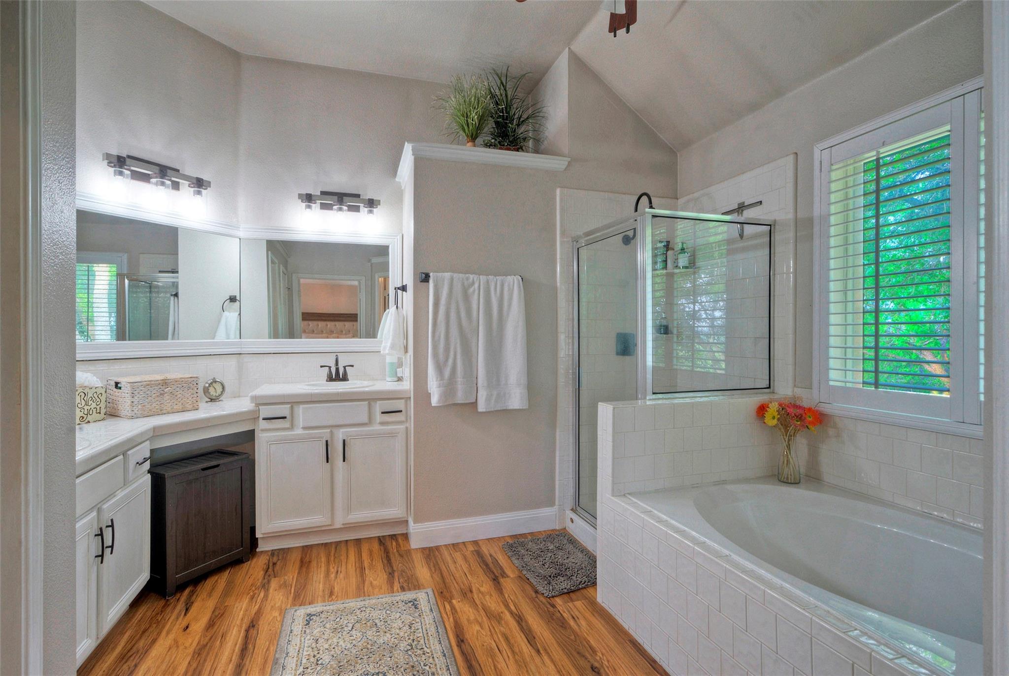 511 Chaneys Xing Property Photo 23