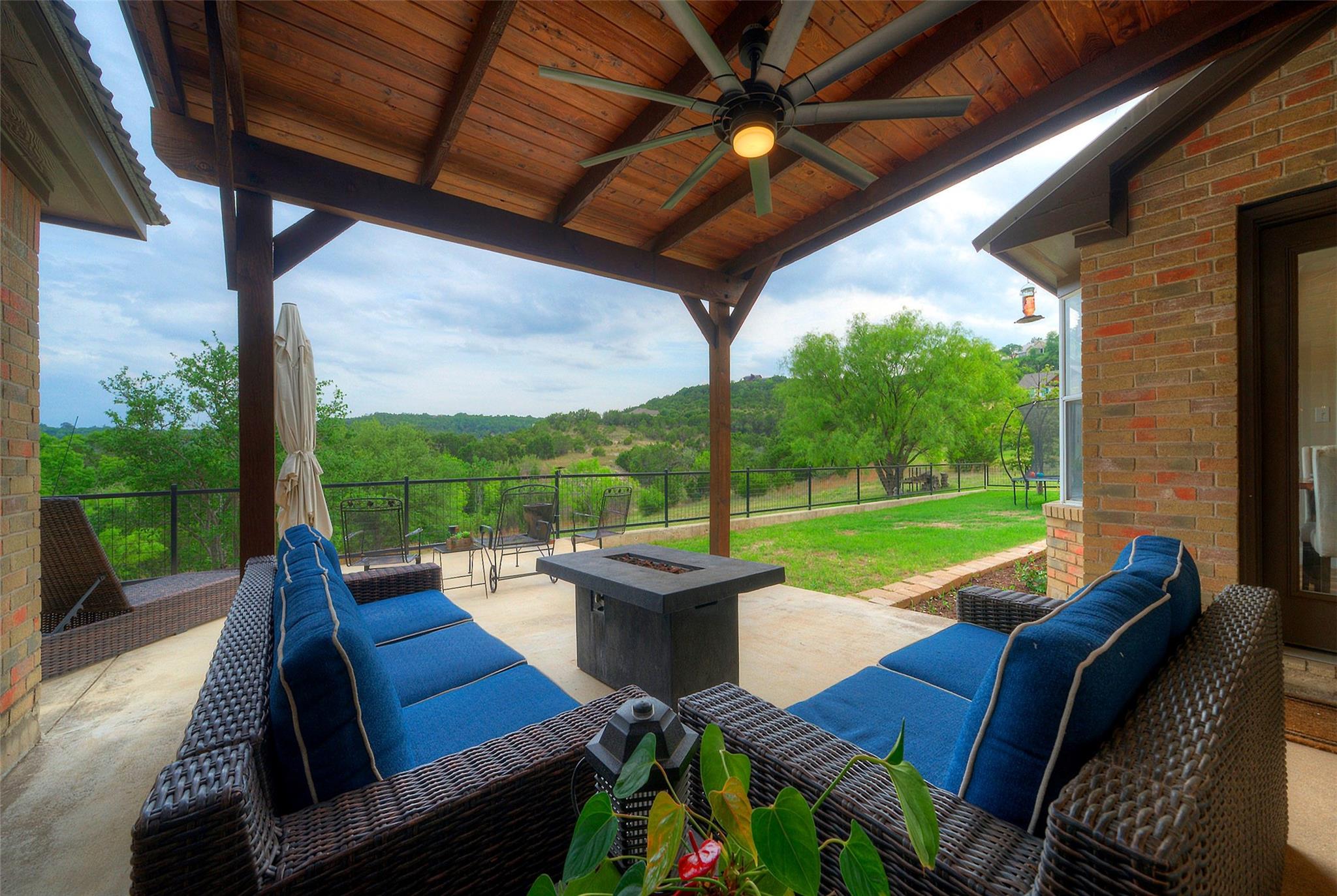 511 Chaneys Xing Property Photo 31