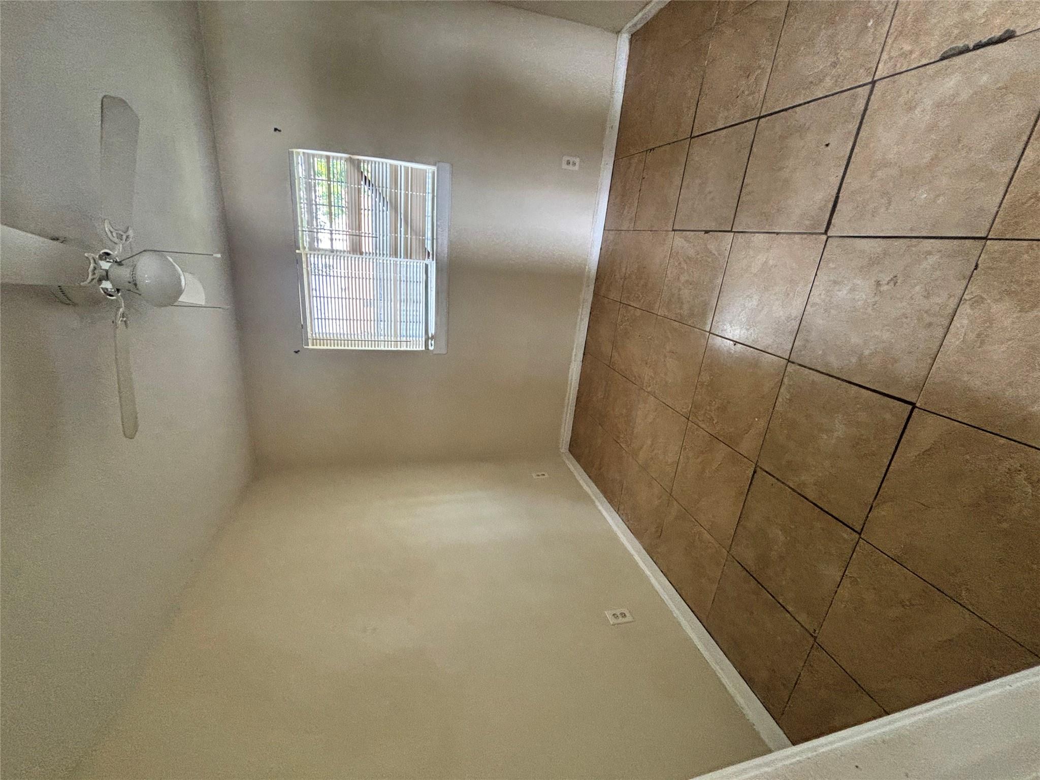 1208 Bundrant Dr #a Property Photo 3