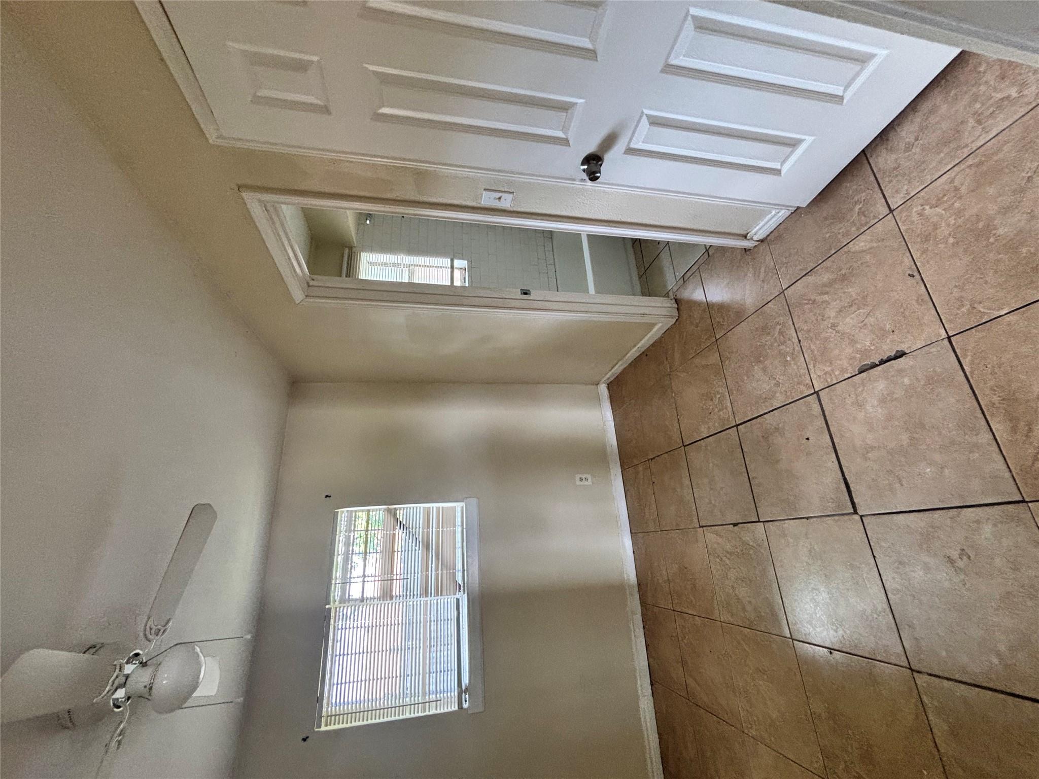 1208 Bundrant Dr #a Property Photo 4