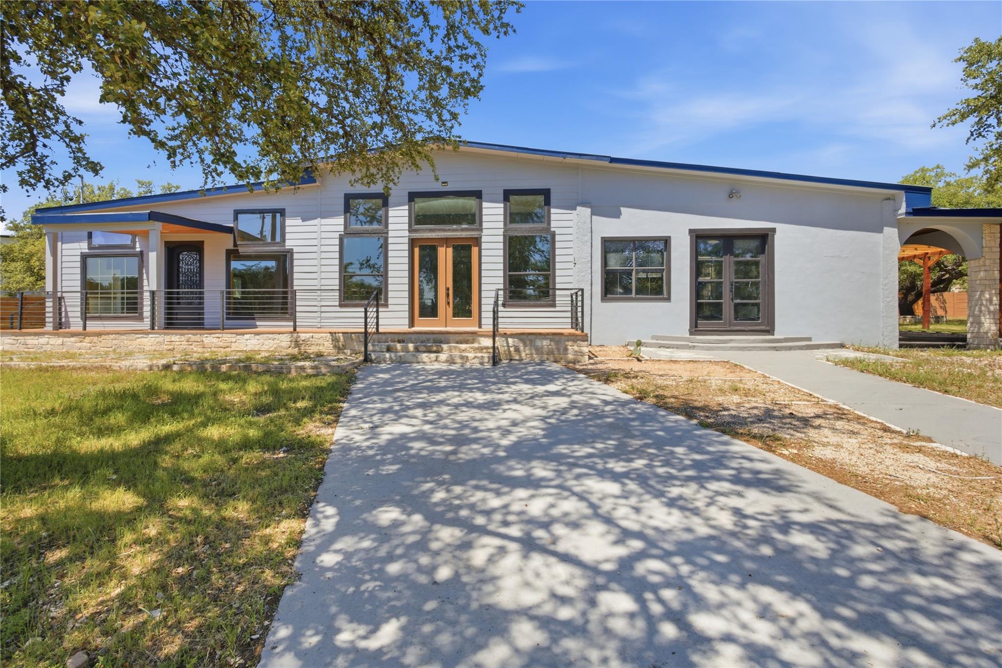 17621 Stacey Ln Property Photo 1