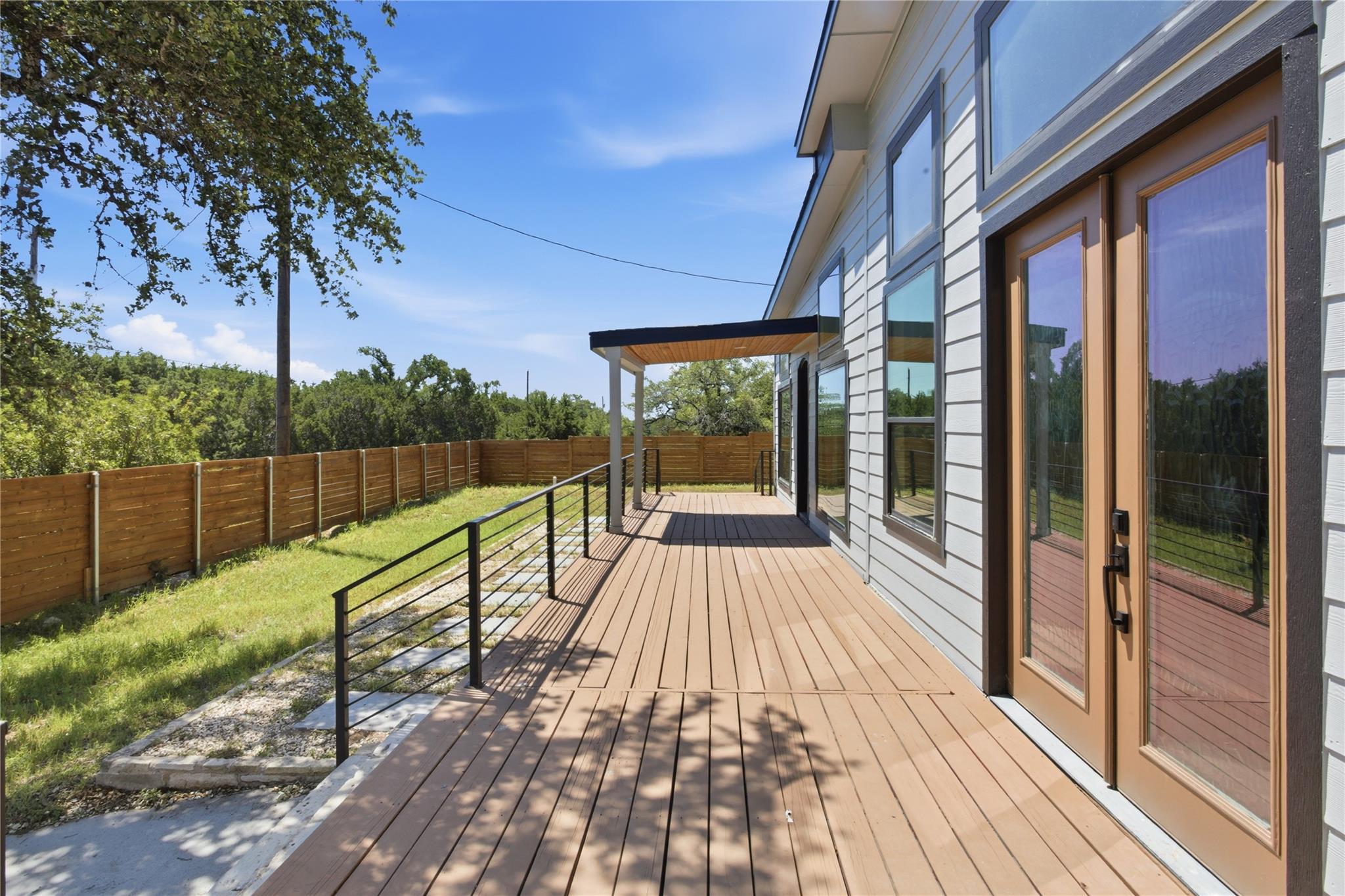 17621 Stacey Ln Property Photo 3