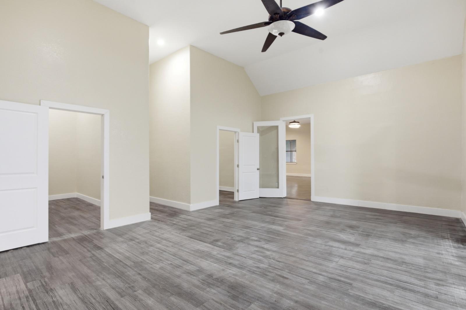 17621 Stacey Ln Property Photo 8