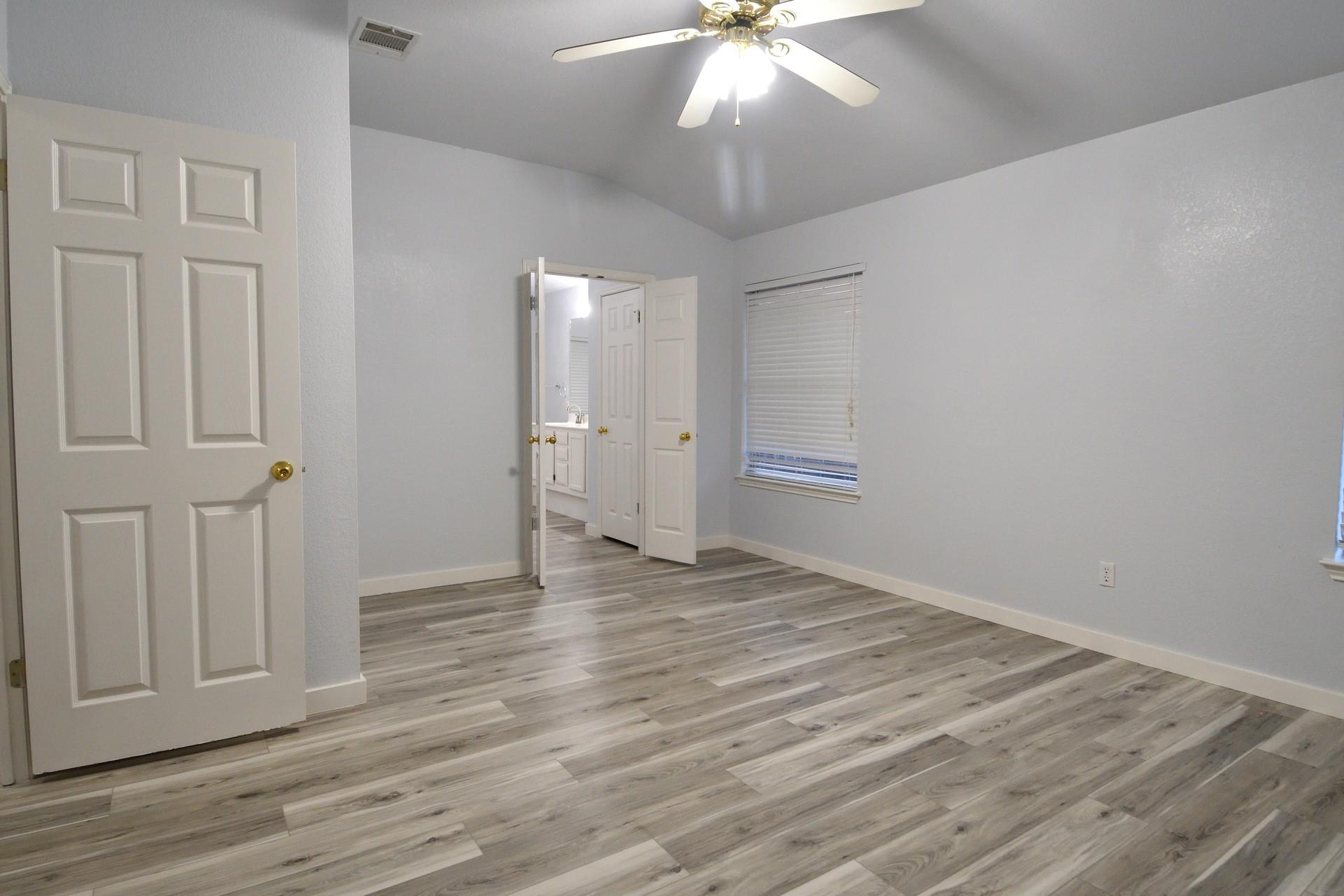 13424 Balamos Dr Property Photo 26