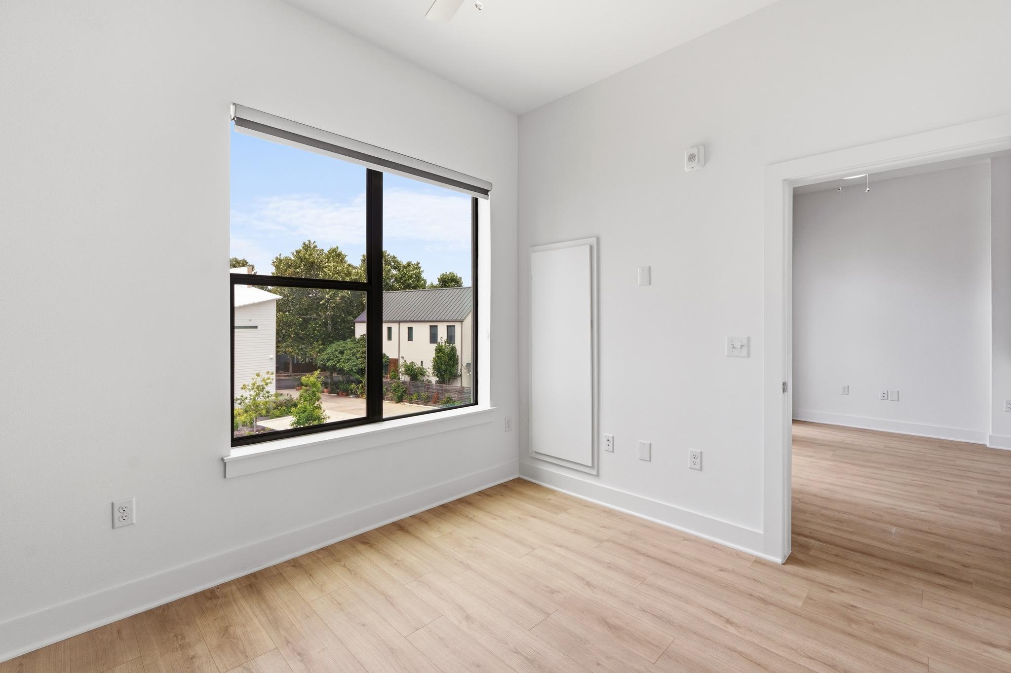 3900 Berkman Dr #208 Property Photo 11
