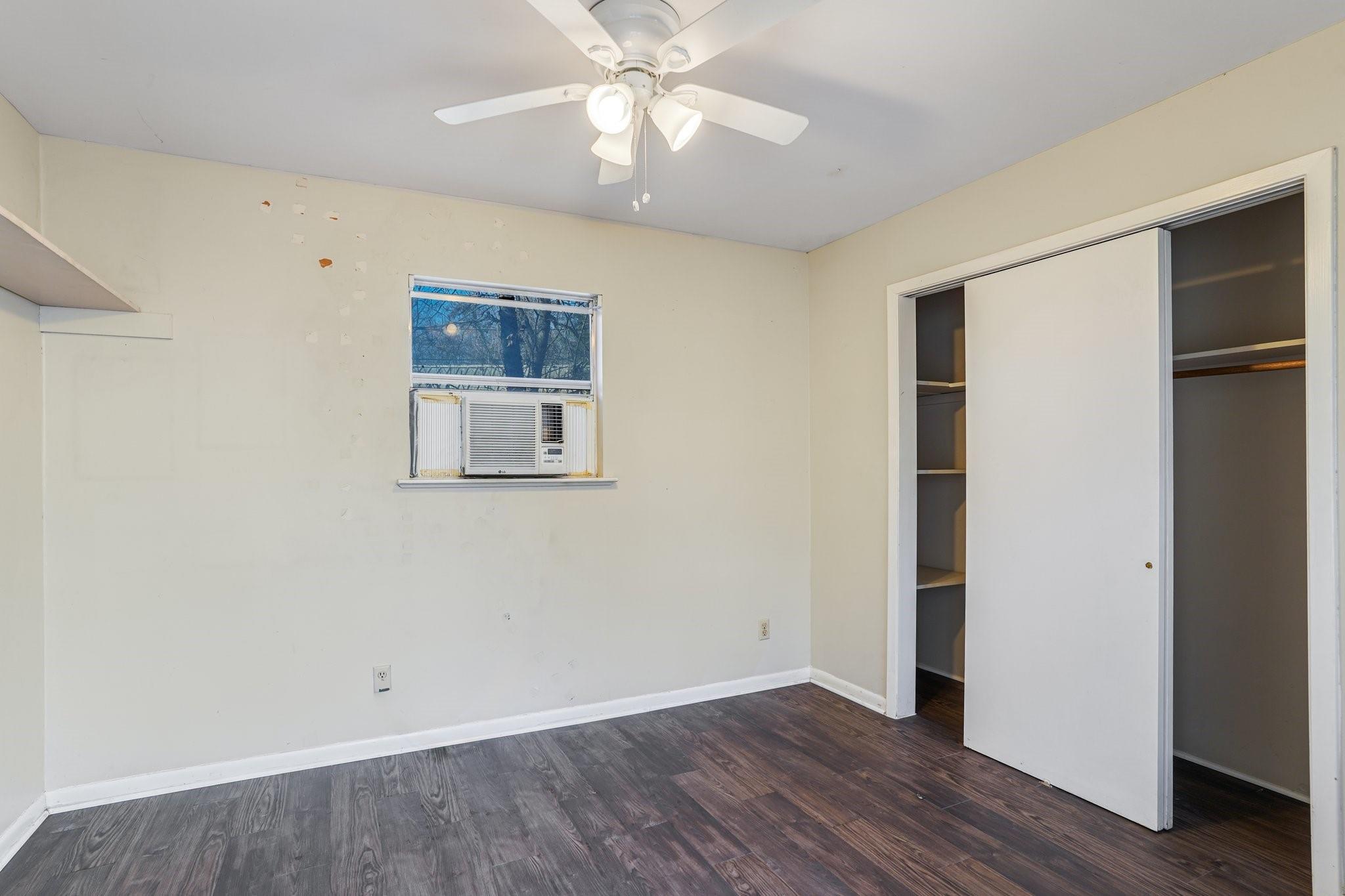 3014 Hemphill Park Property Photo 17
