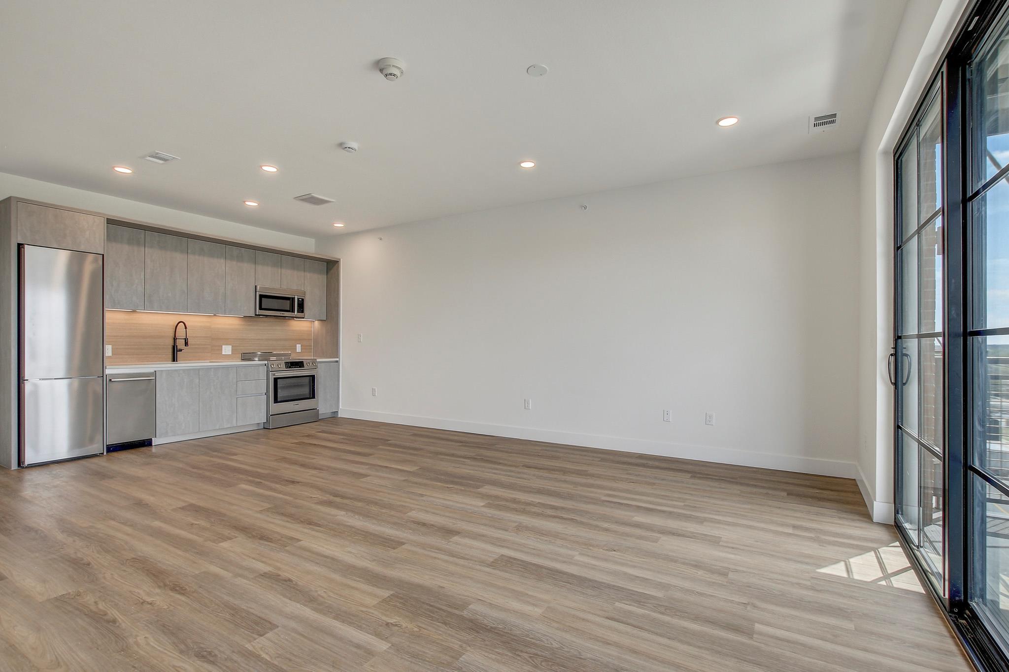 4315 S Congress Ave #525 Property Photo 8