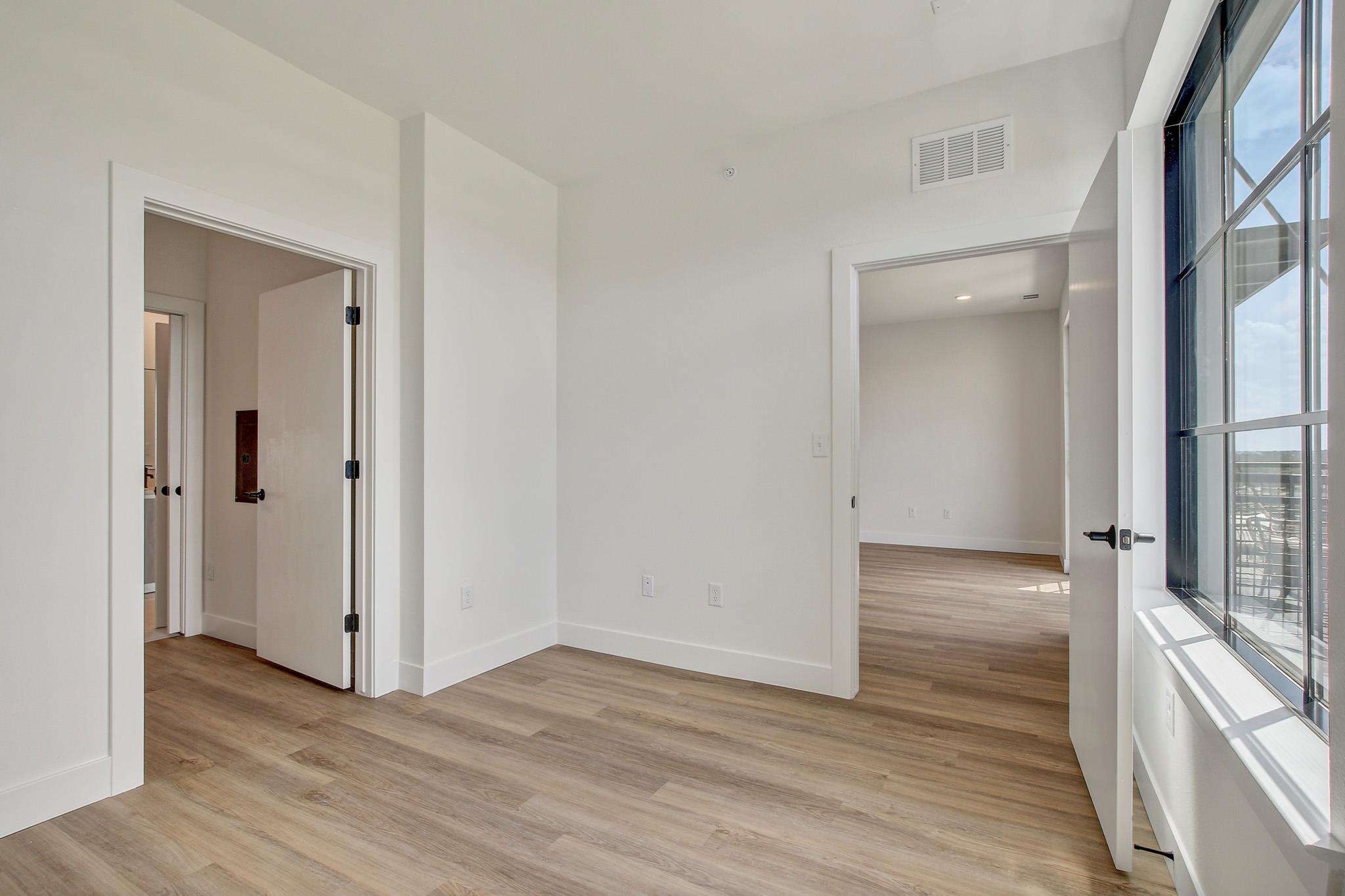 4315 S Congress Ave #525 Property Photo 14