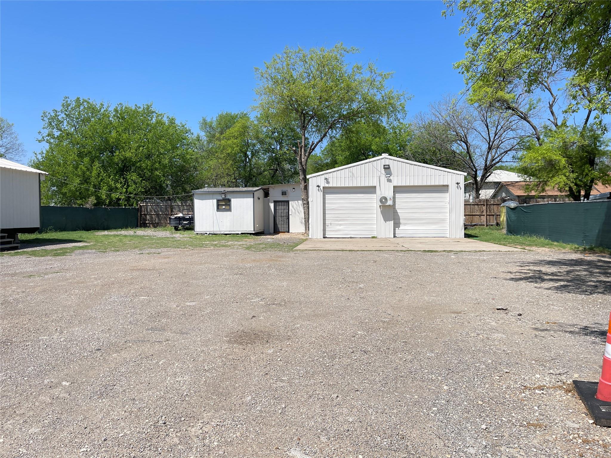 3012 Meldrum St Property Photo 1