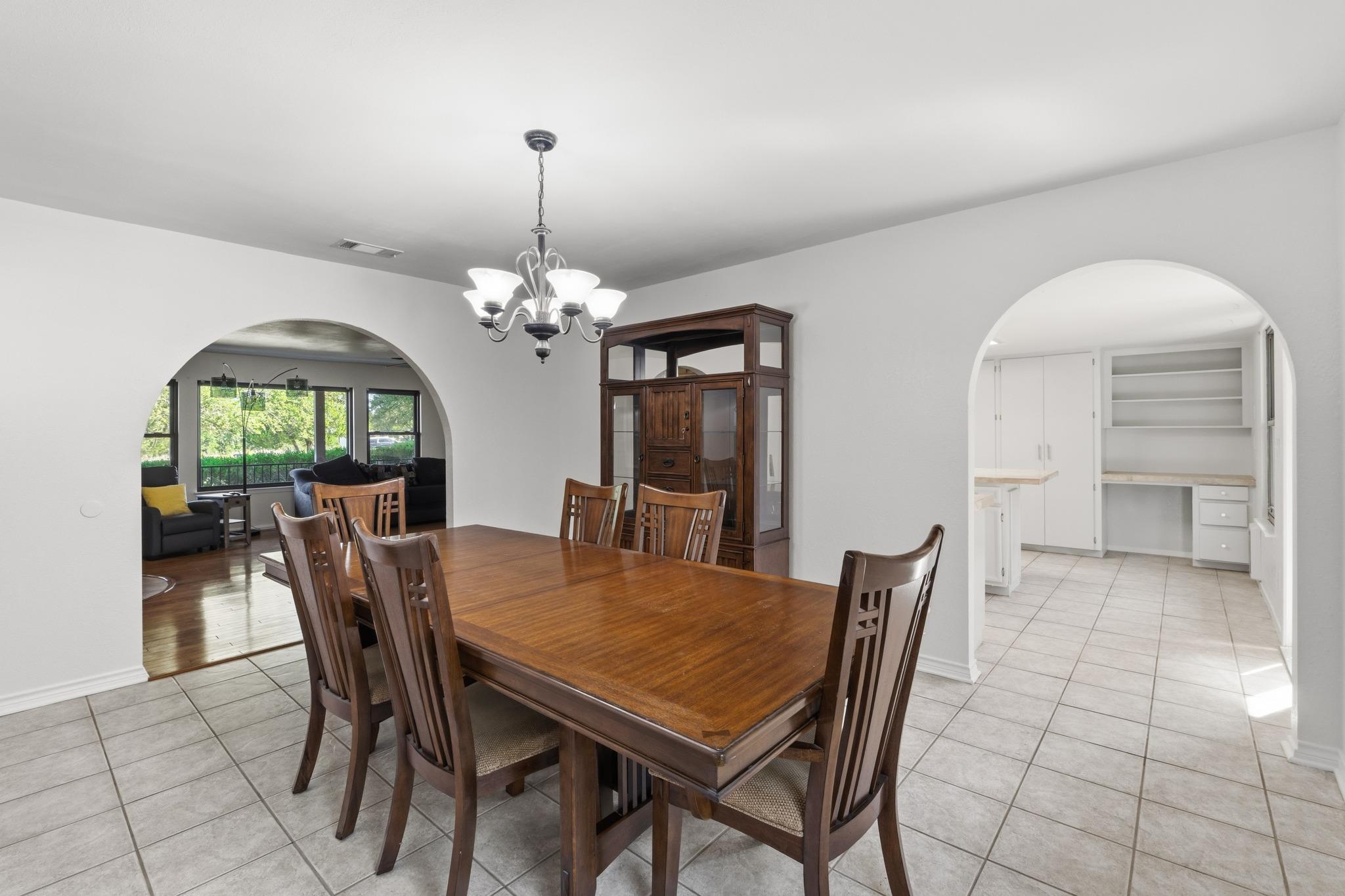 606 Rolling Hills Rd Property Photo 14
