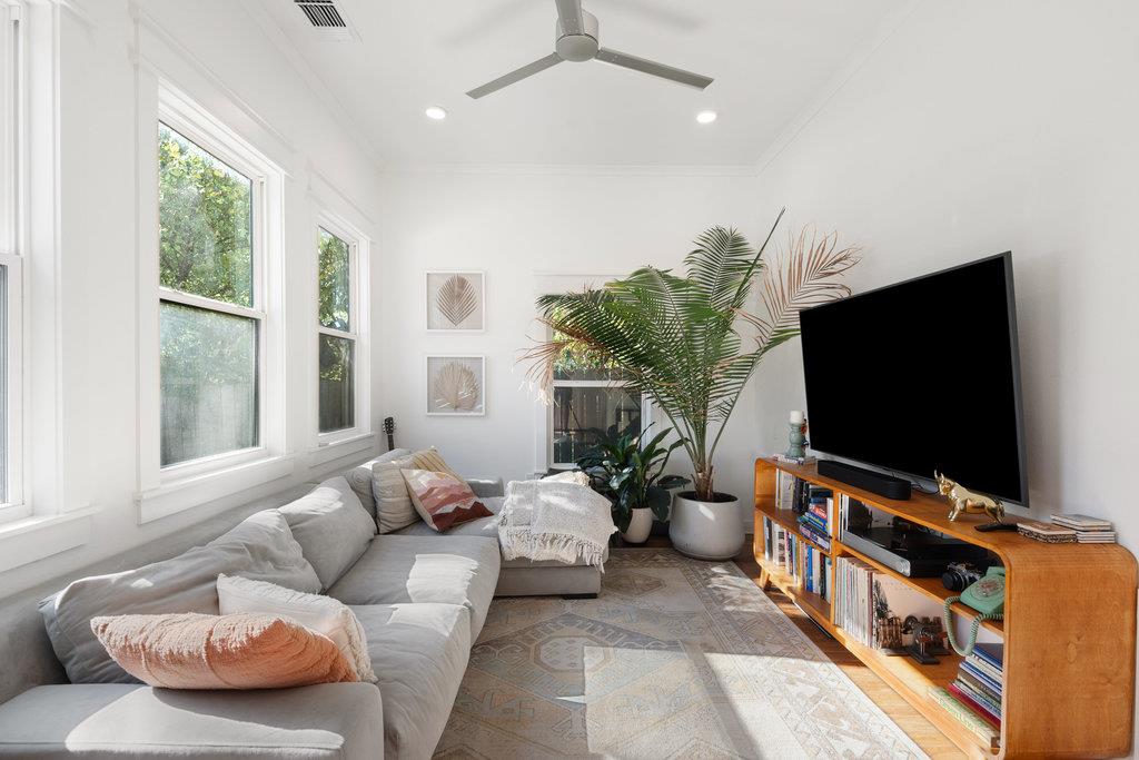 4905 Duval St Property Photo 17