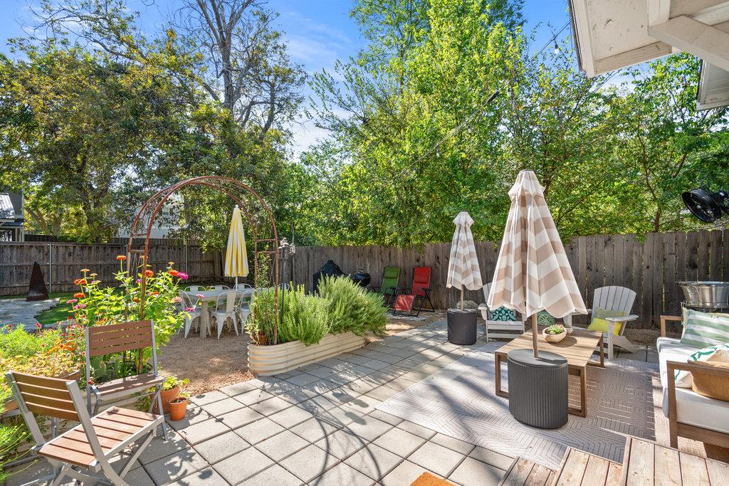 4905 Duval St Property Photo 34