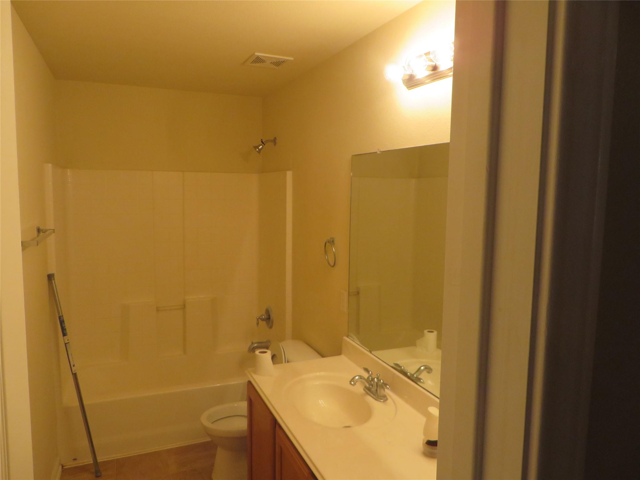 3633 Hawk View St Property Photo 10