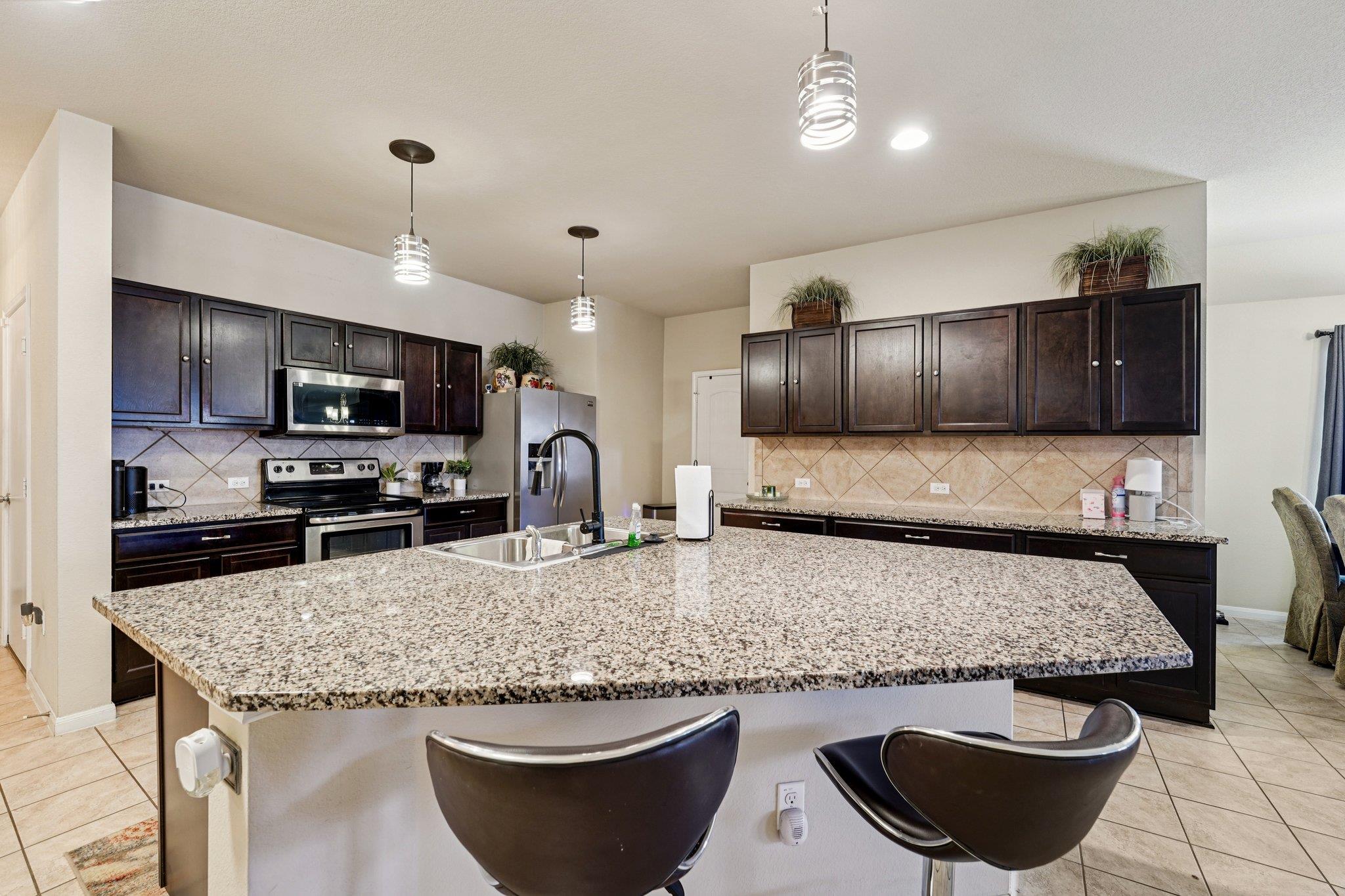 308 Nueces River Trl Property Photo 1