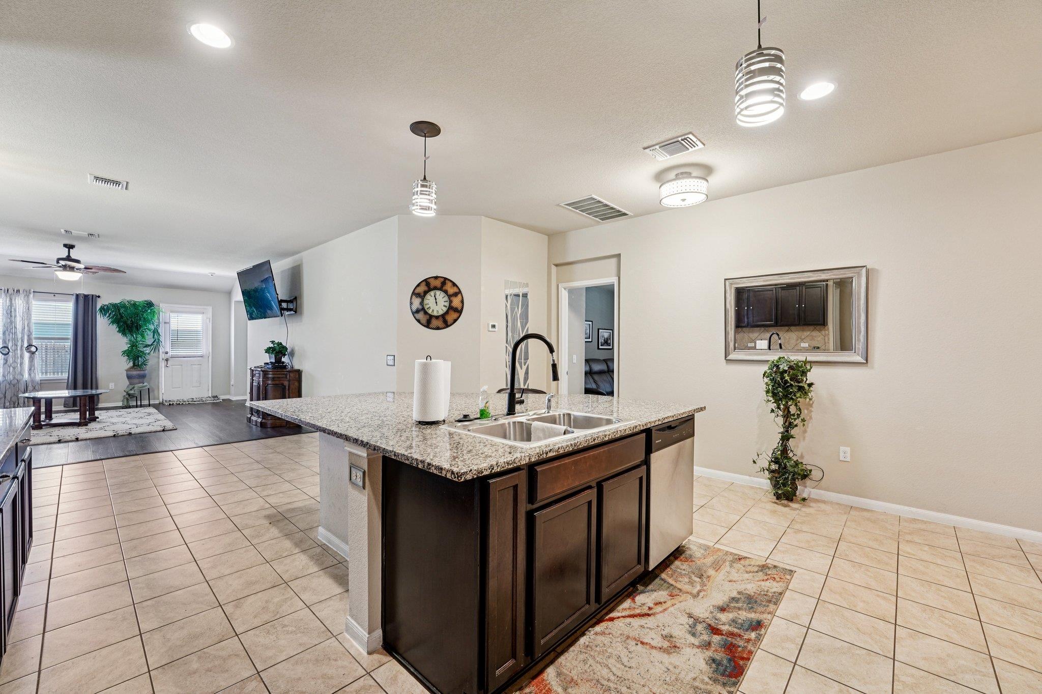 308 Nueces River Trl Property Photo 7
