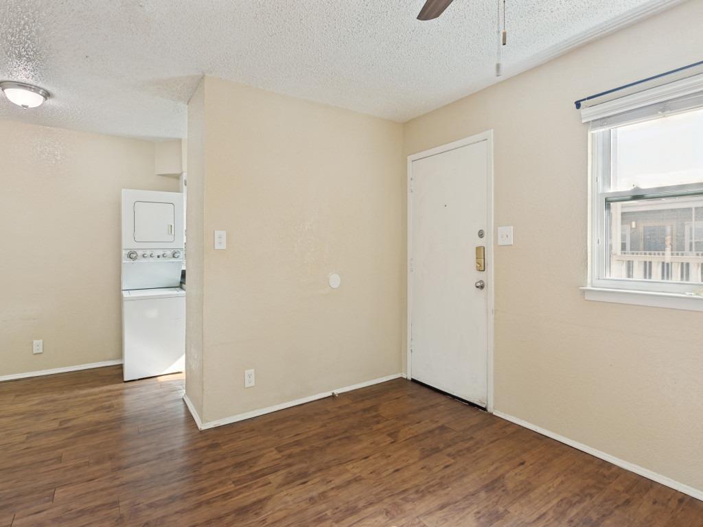 2401 Manor Rd None #218 Property Photo 15
