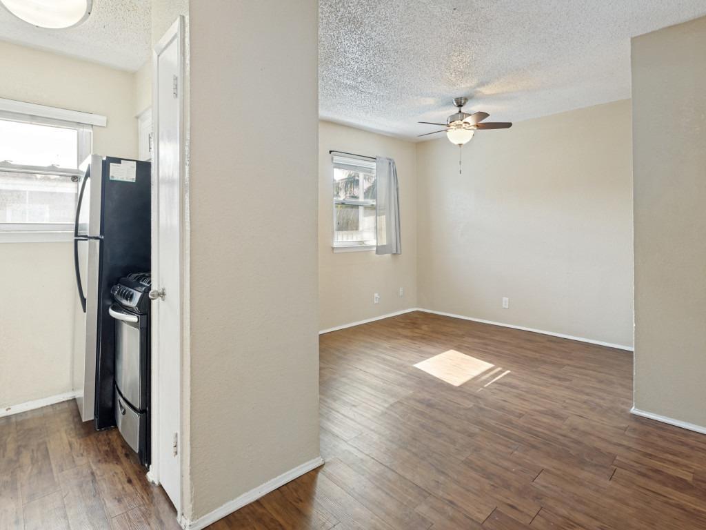 2401 Manor Rd None #218 Property Photo 18