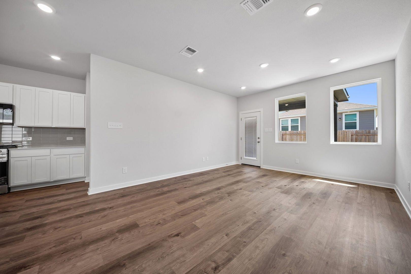 113 Two Bits None Property Photo 6