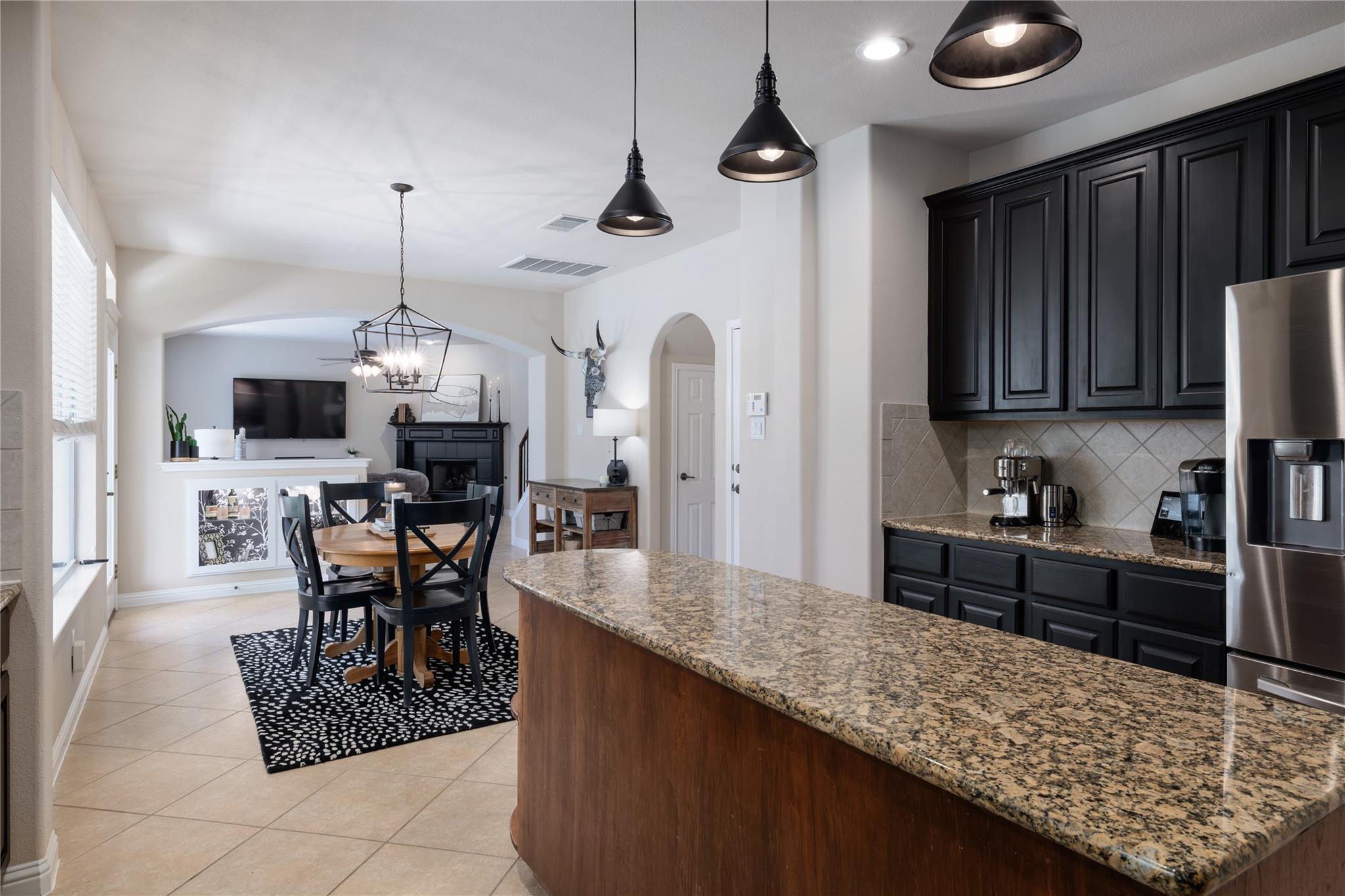 11408 Dona Villa Dr Property Photo 13