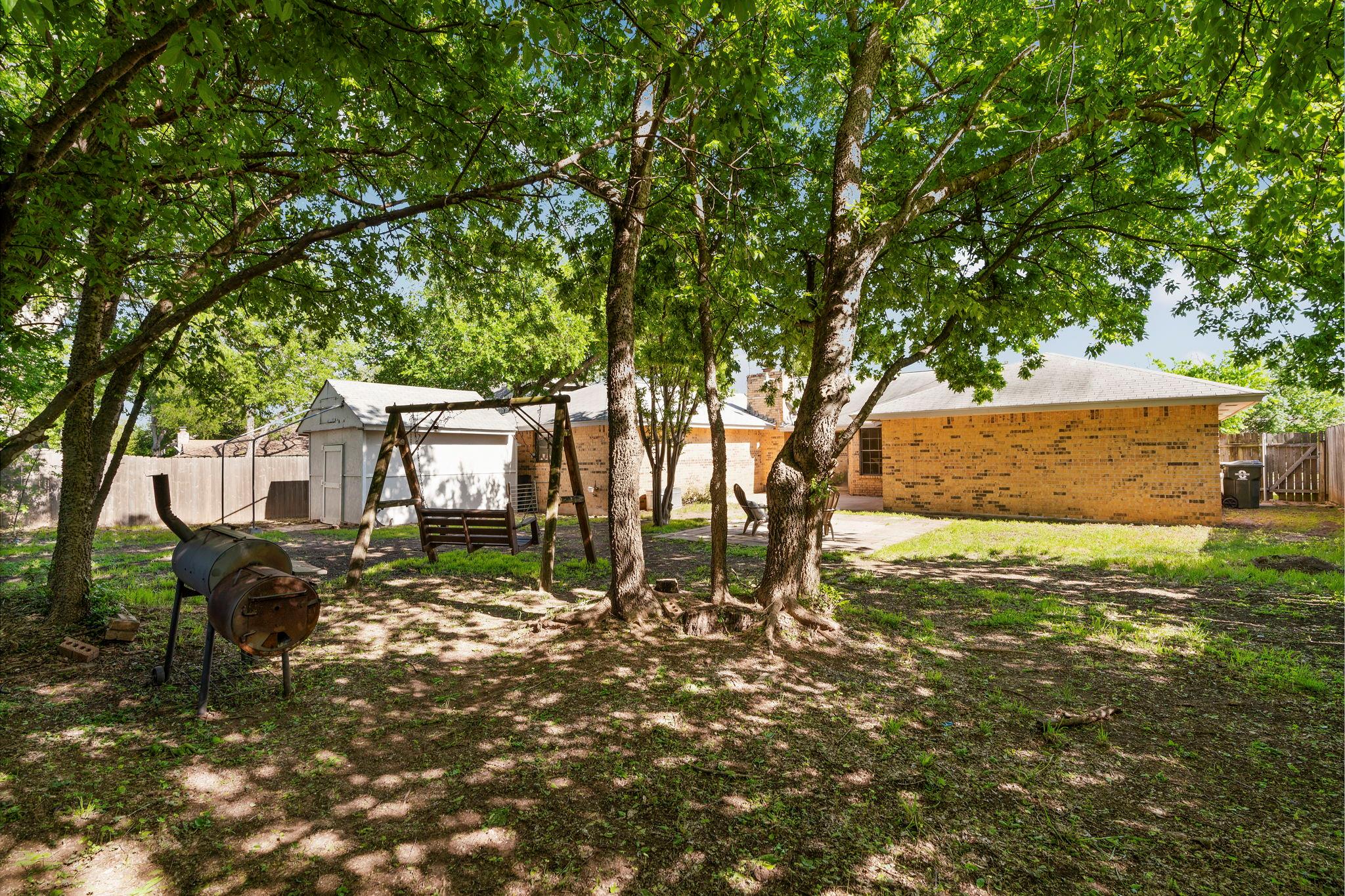 11004 Hillside Oak Ln Property Photo 32