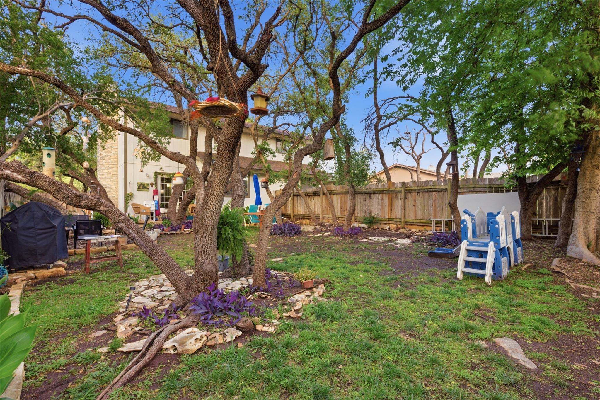 105 Norwood Dr #b Property Photo 15