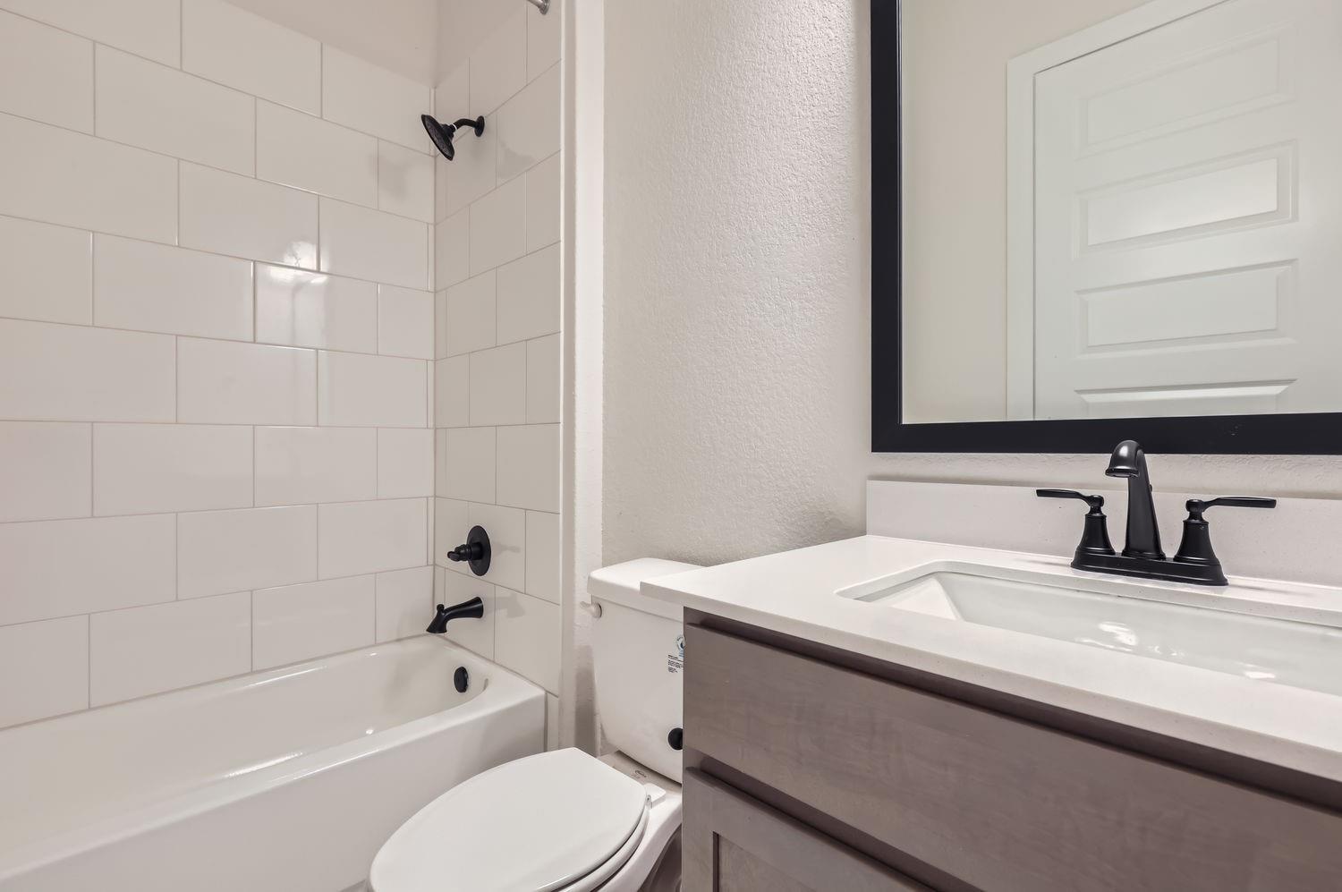 1312 Garrett Oaks Ln Property Photo 24