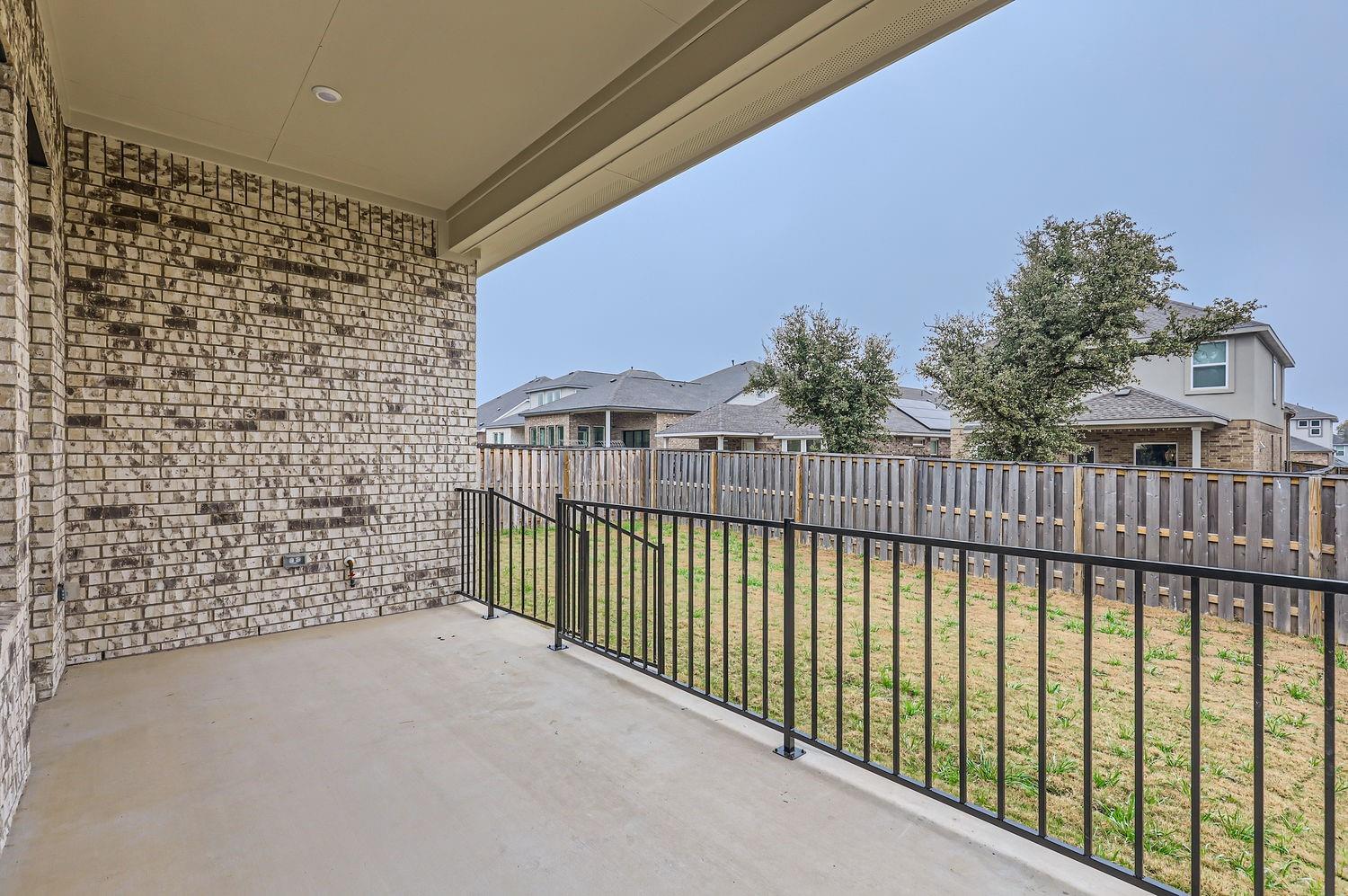1312 Garrett Oaks Ln Property Photo 26