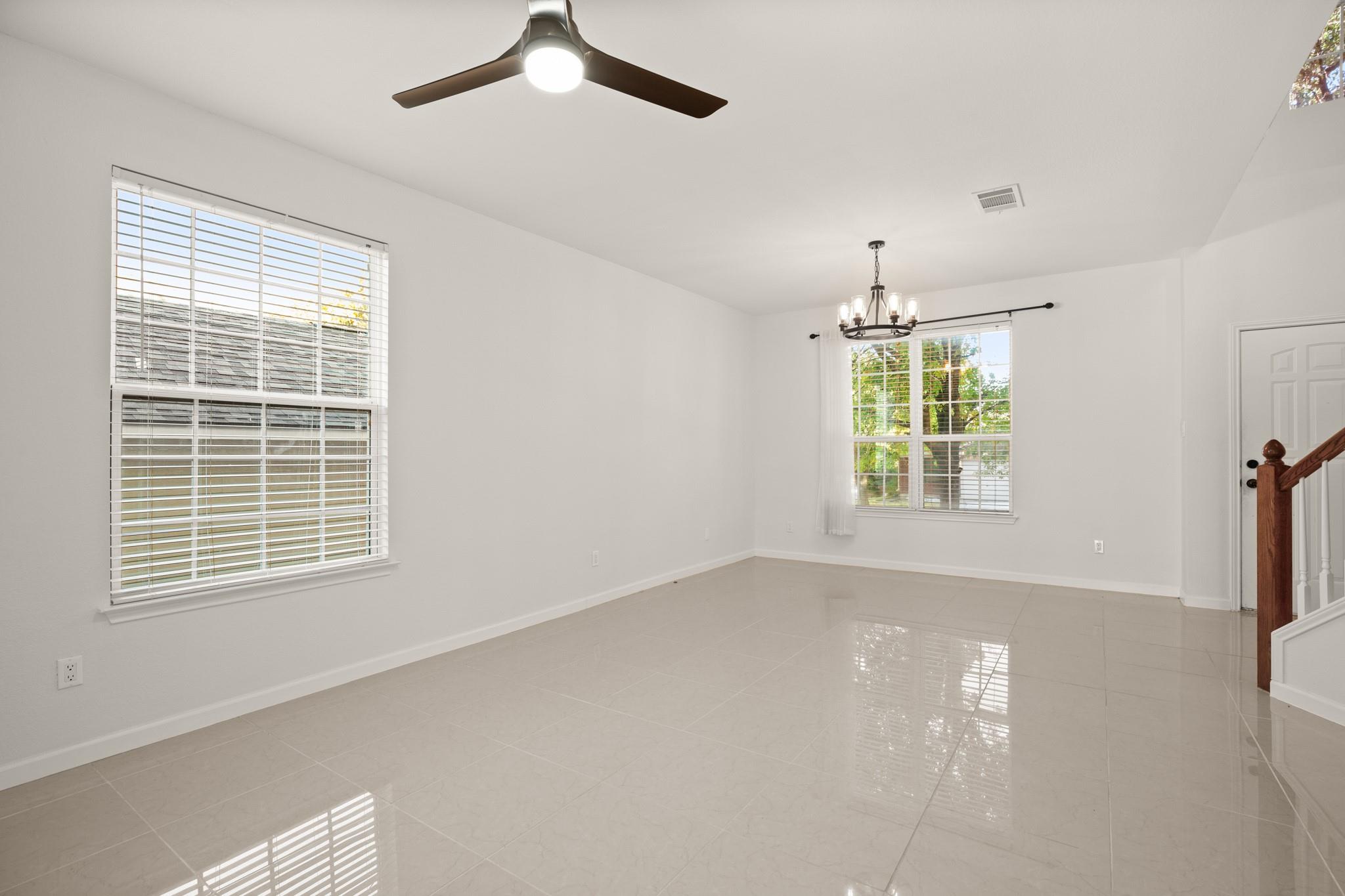 2011 Monica Ln Property Photo 7