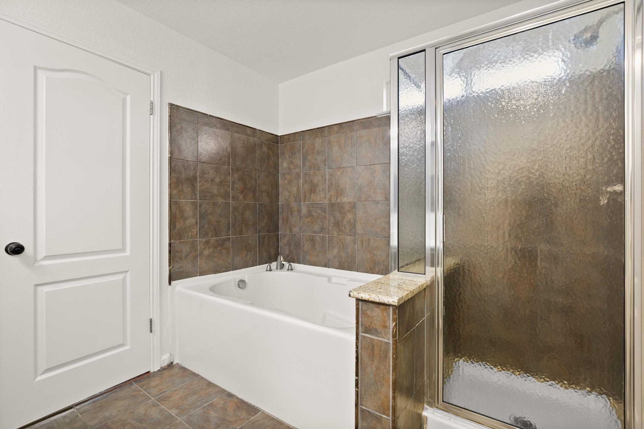2011 Monica Ln Property Photo 17