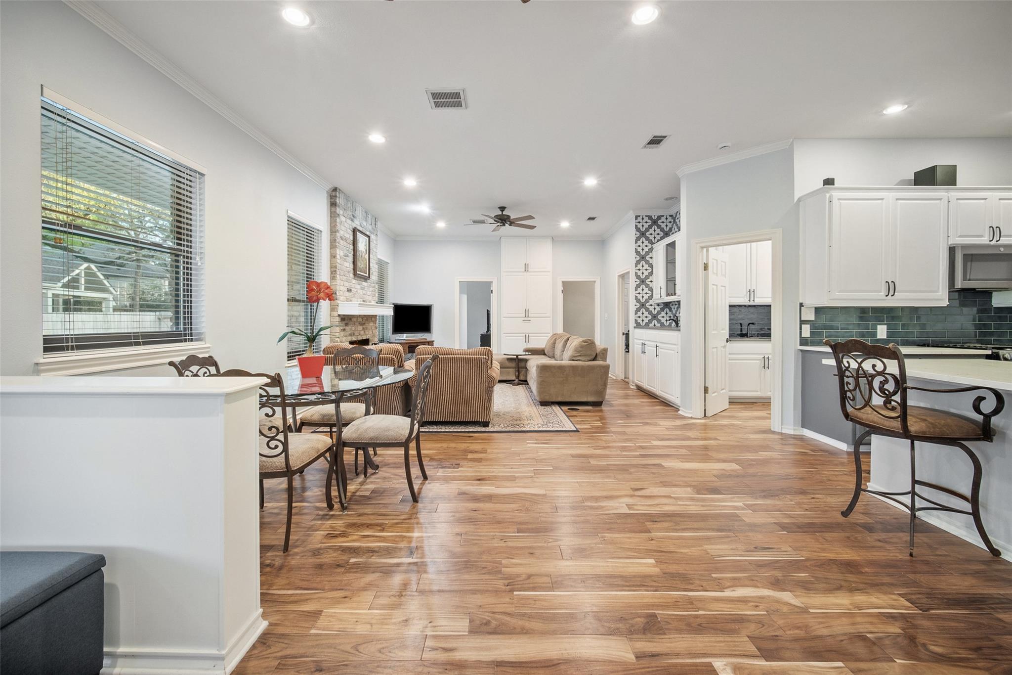10101 Jupiter Hills Dr Property Photo 12