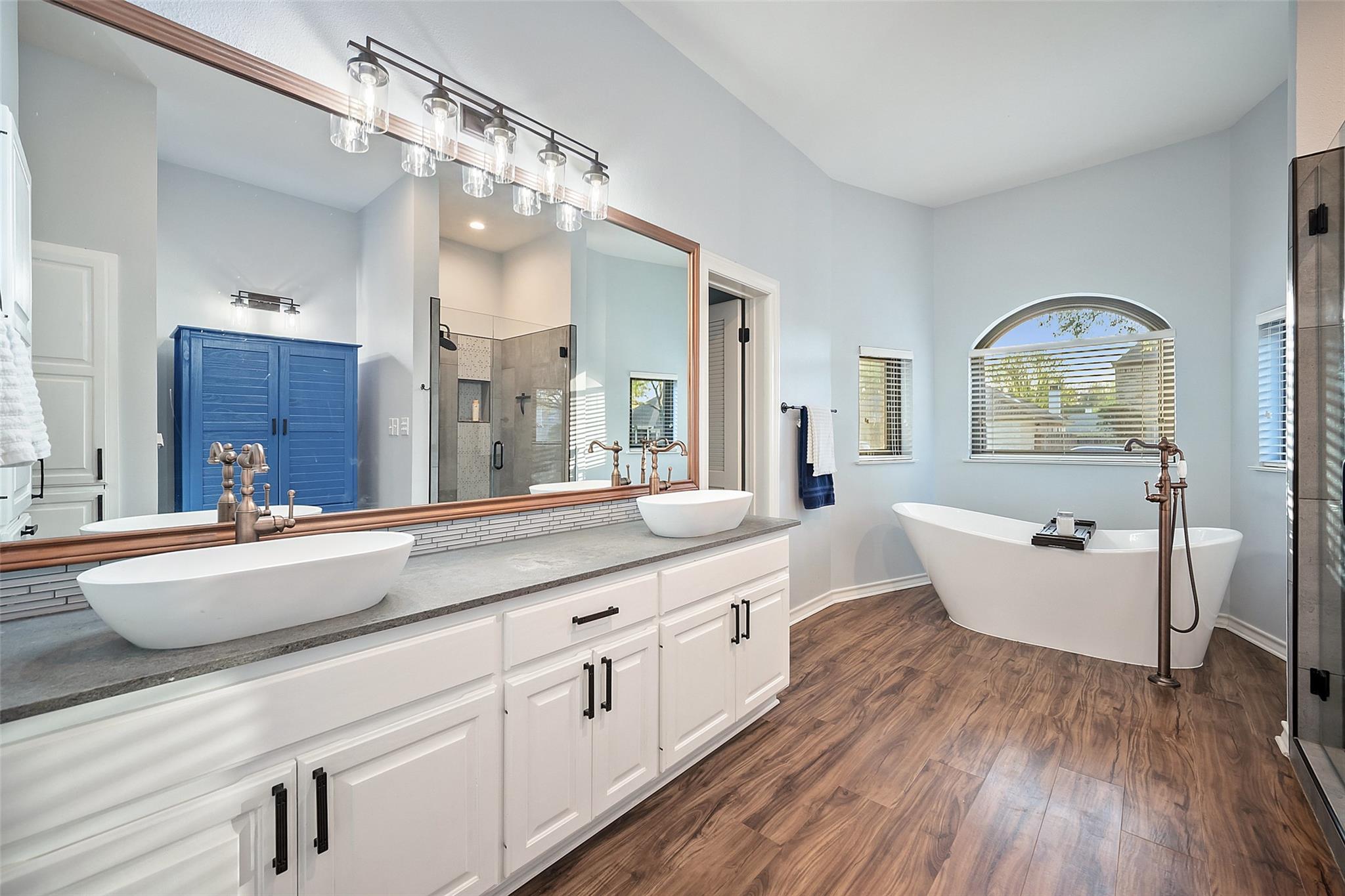 10101 Jupiter Hills Dr Property Photo 18