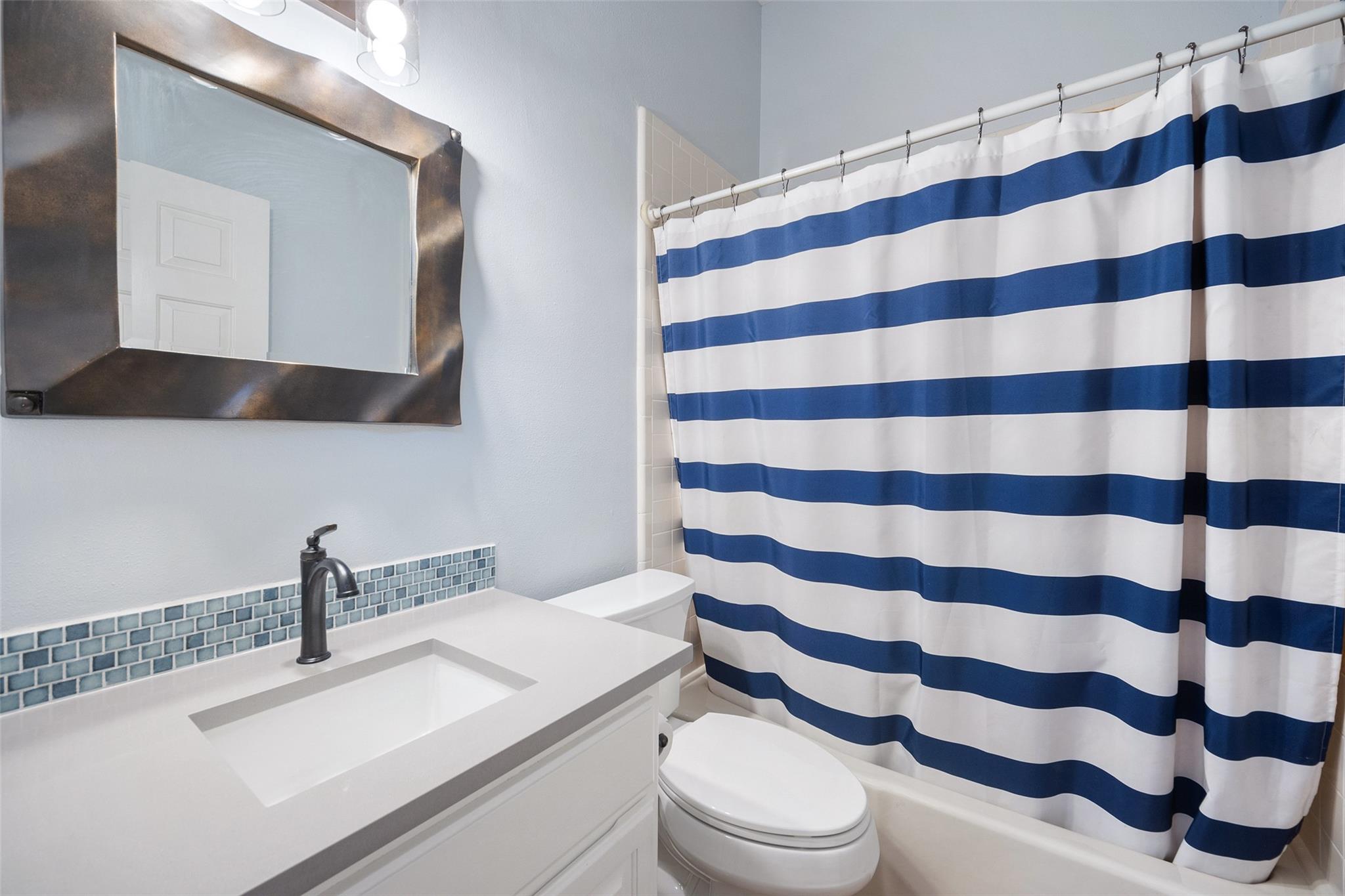 10101 Jupiter Hills Dr Property Photo 23