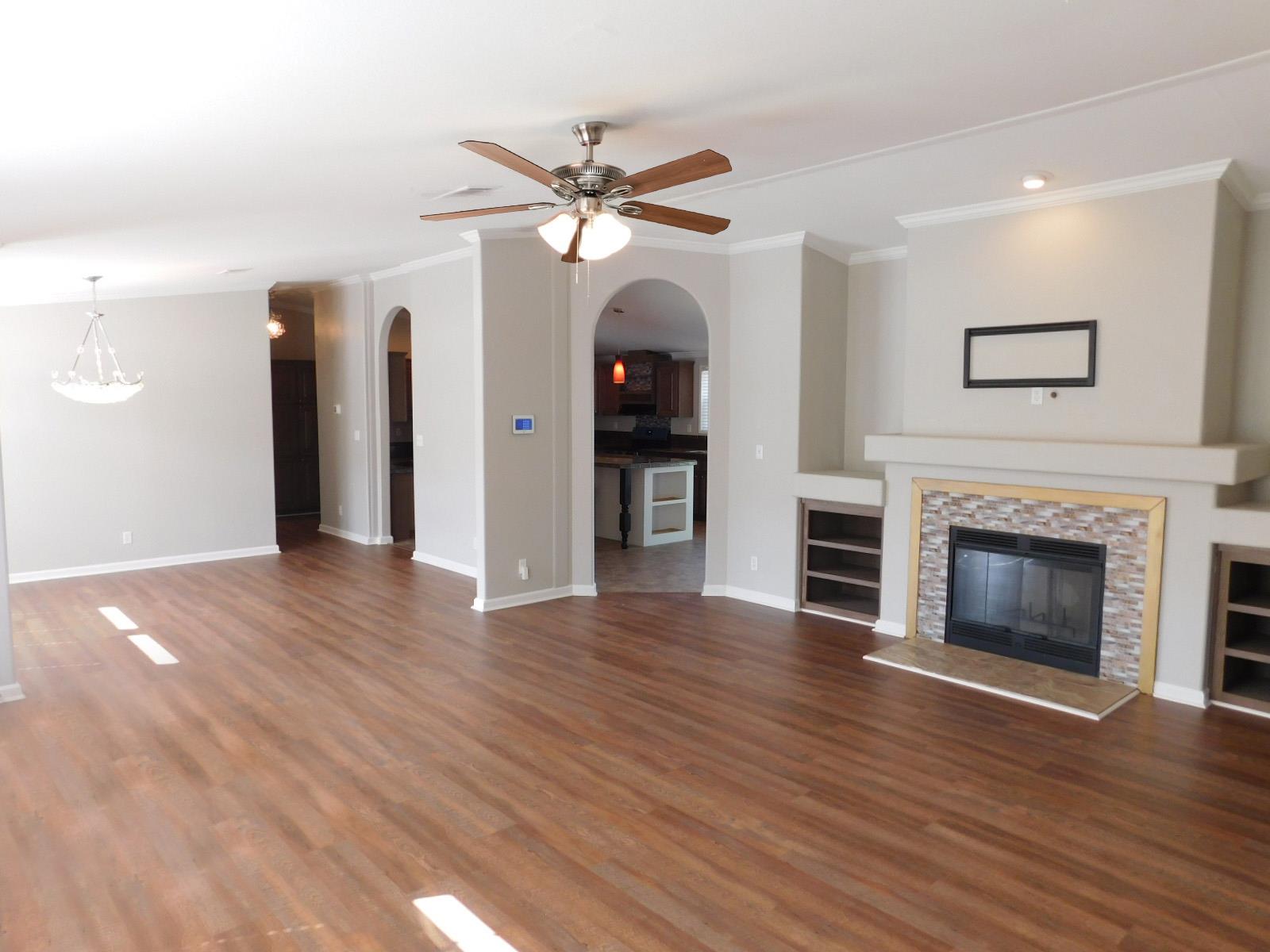 7500 Muleshoe Bend Trl Property Photo 13