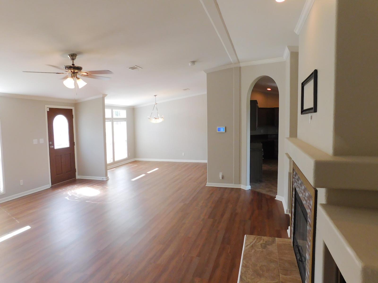 7500 Muleshoe Bend Trl Property Photo 14