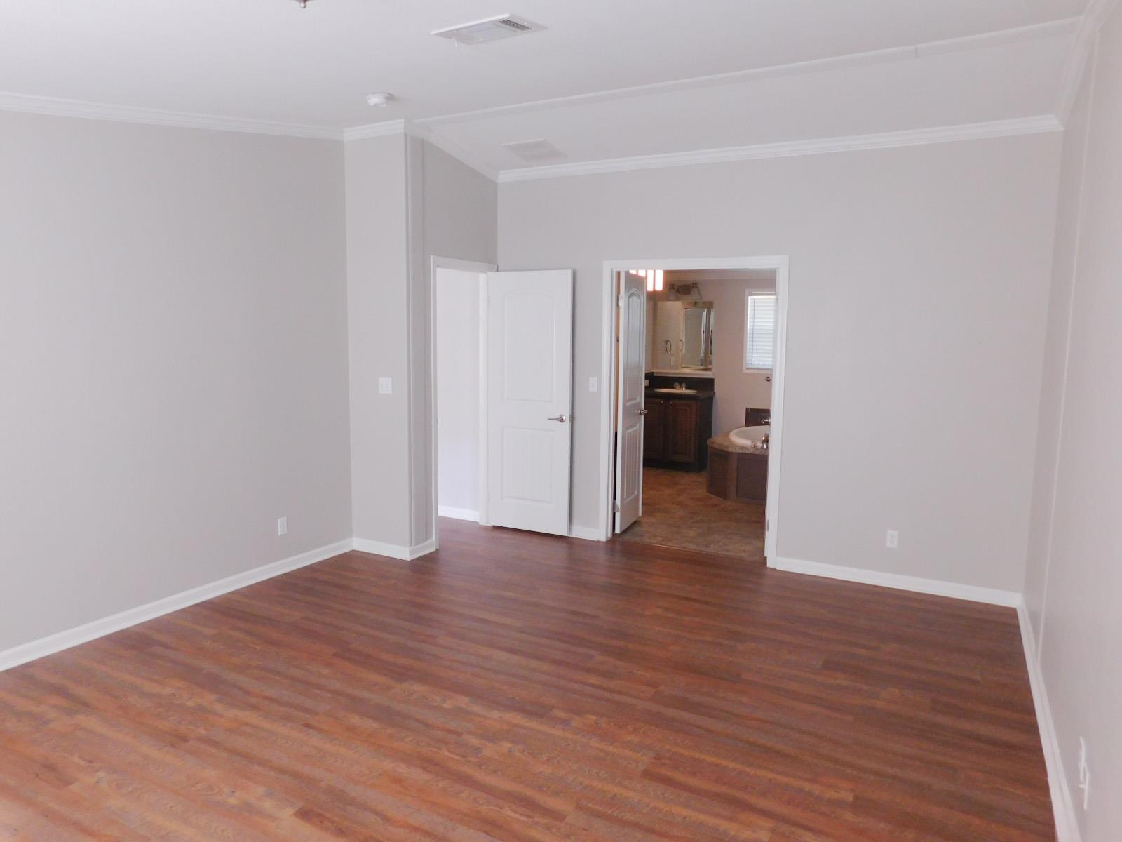 7500 Muleshoe Bend Trl Property Photo 17