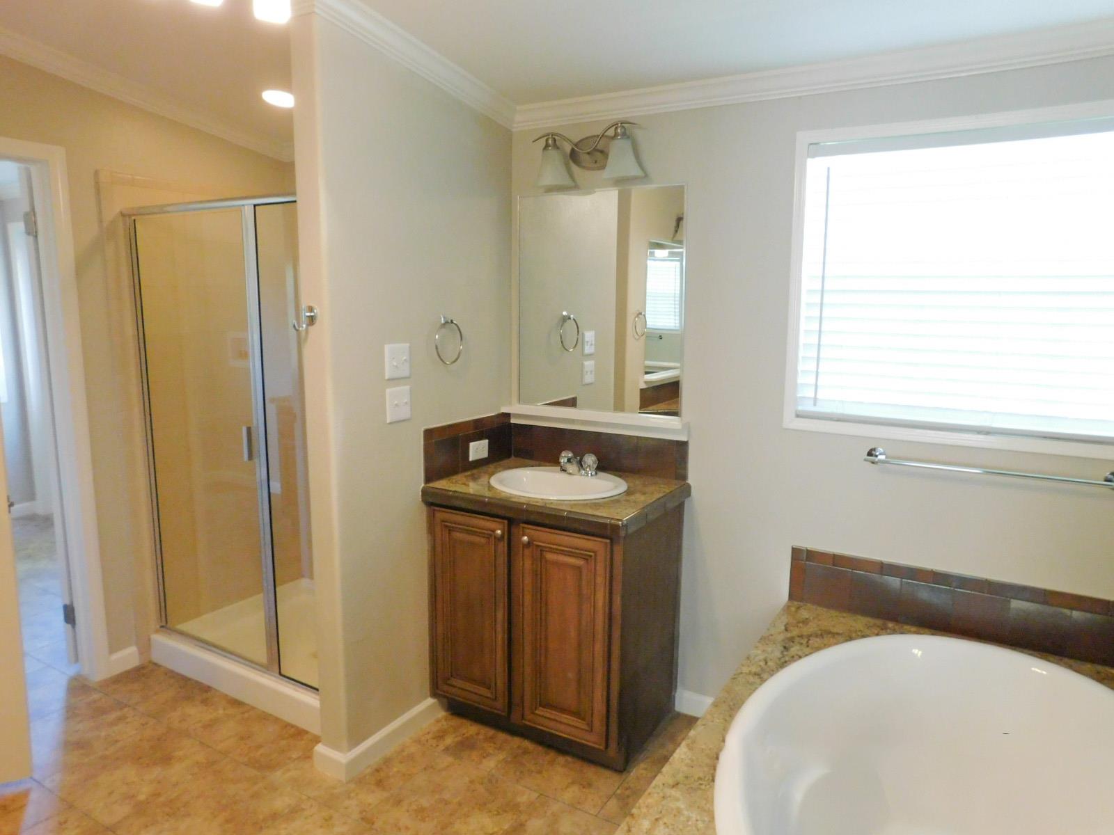 7500 Muleshoe Bend Trl Property Photo 18