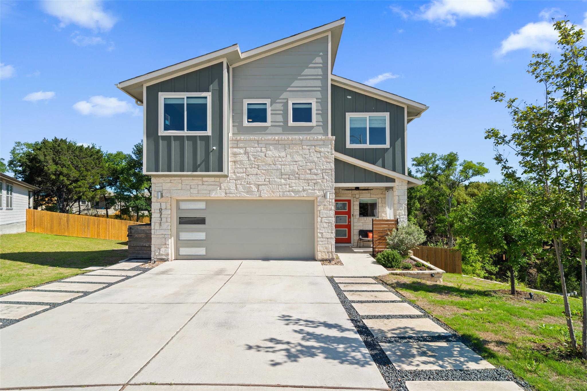 10731 Deaton Ln Property Photo