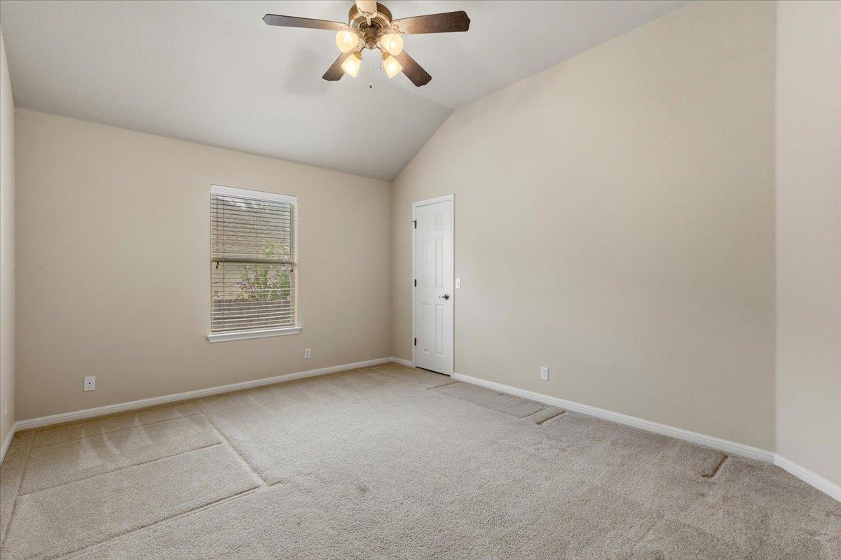 908 Dover Castle Ln Property Photo 24