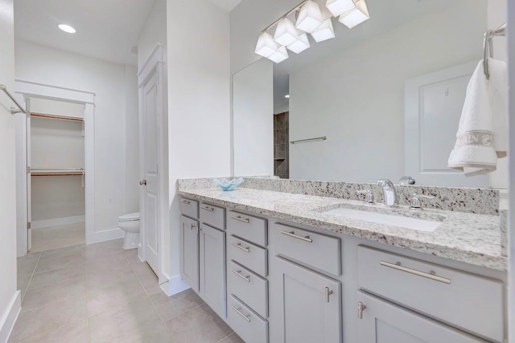 13501 Metric Blvd #3 Property Photo 14