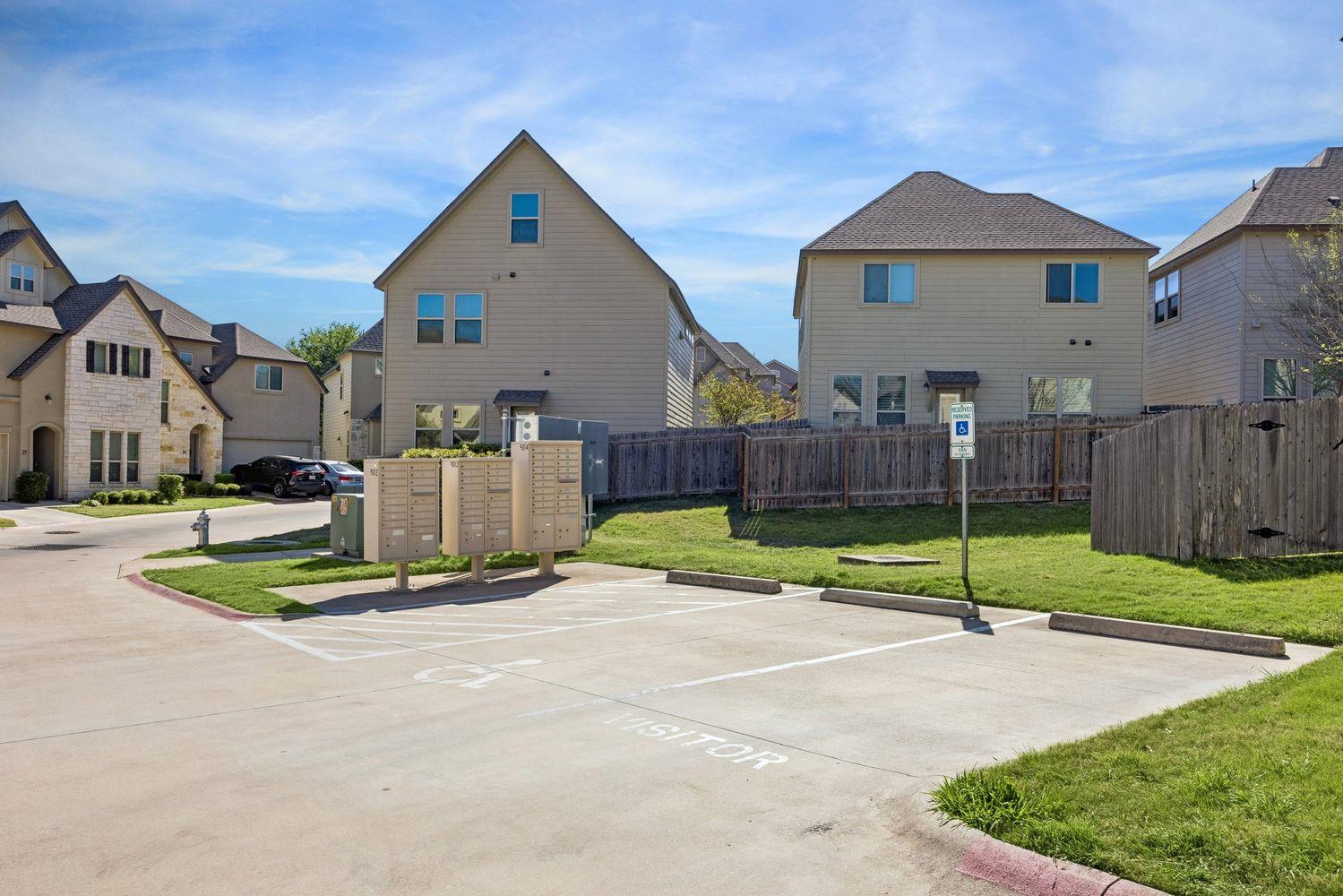 13501 Metric Blvd #3 Property Photo 28
