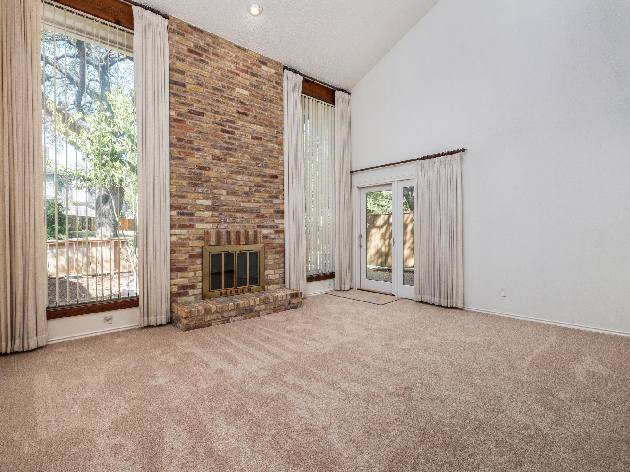 8216 Summer Side Dr Property Photo 1