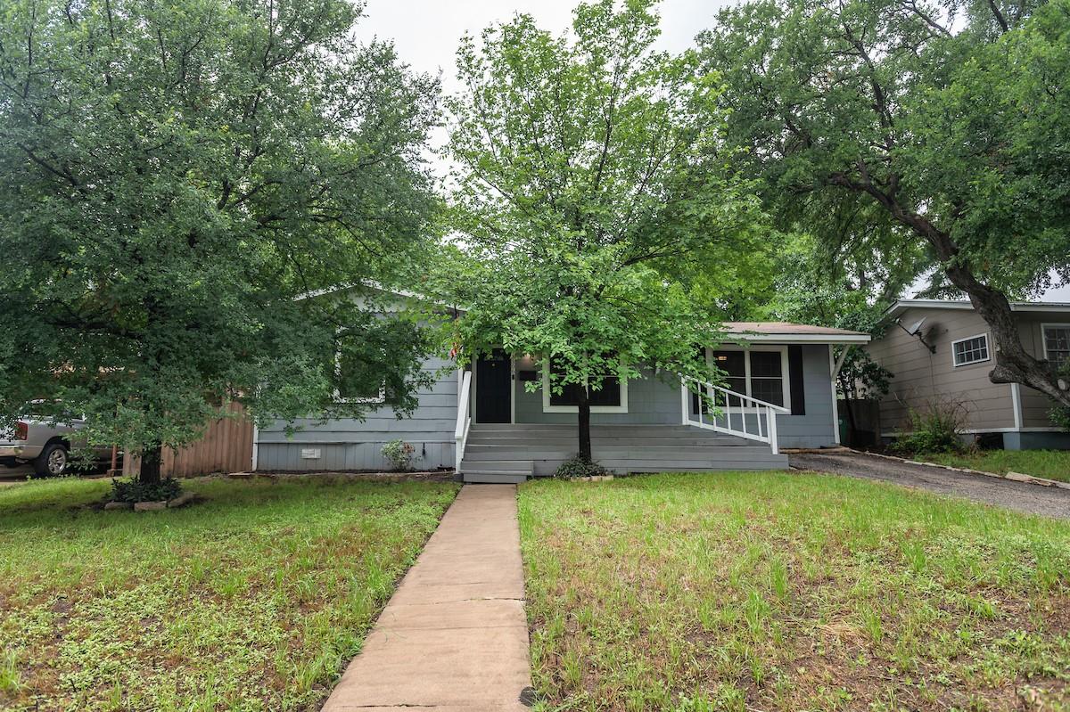 3306 Merrie Lynn Ave Property Photo 2