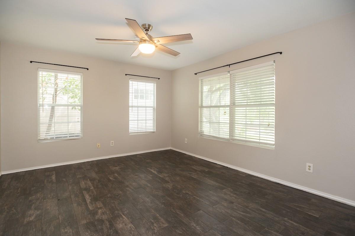 3306 Merrie Lynn Ave Property Photo 11