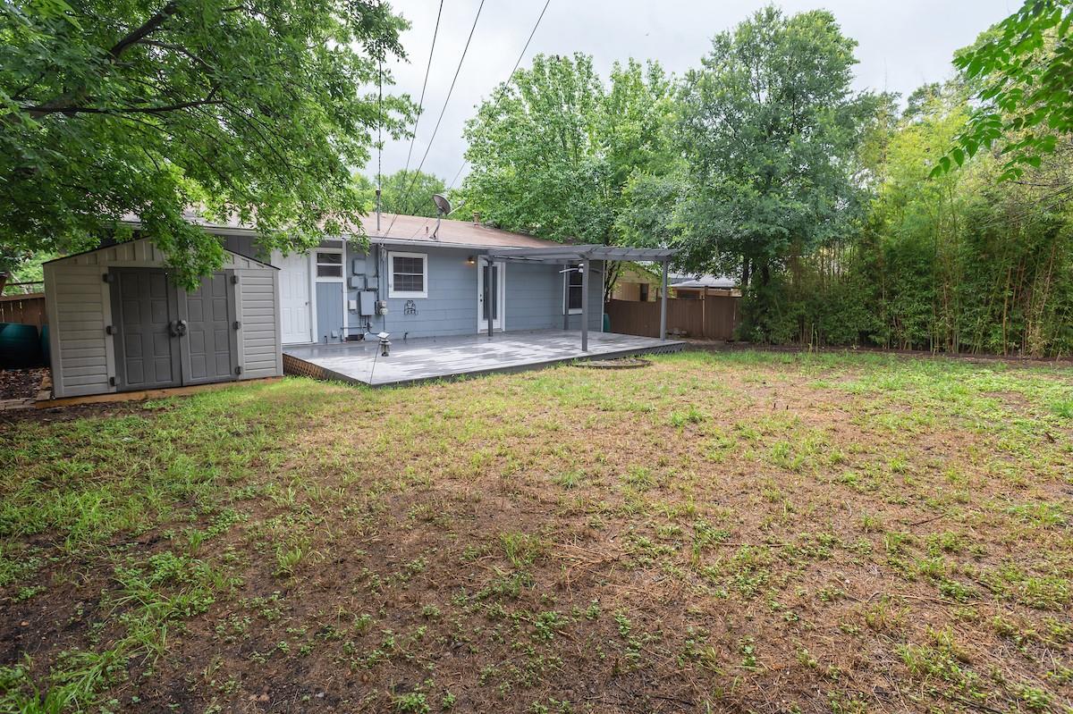 3306 Merrie Lynn Ave Property Photo 18