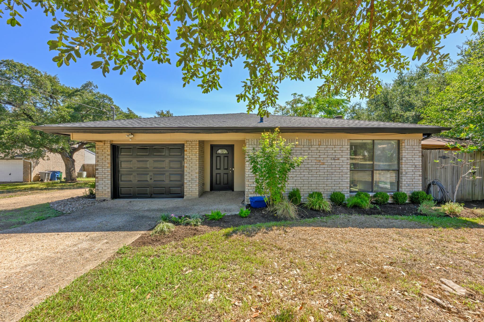 11805 Bell Ave #a Property Photo 1
